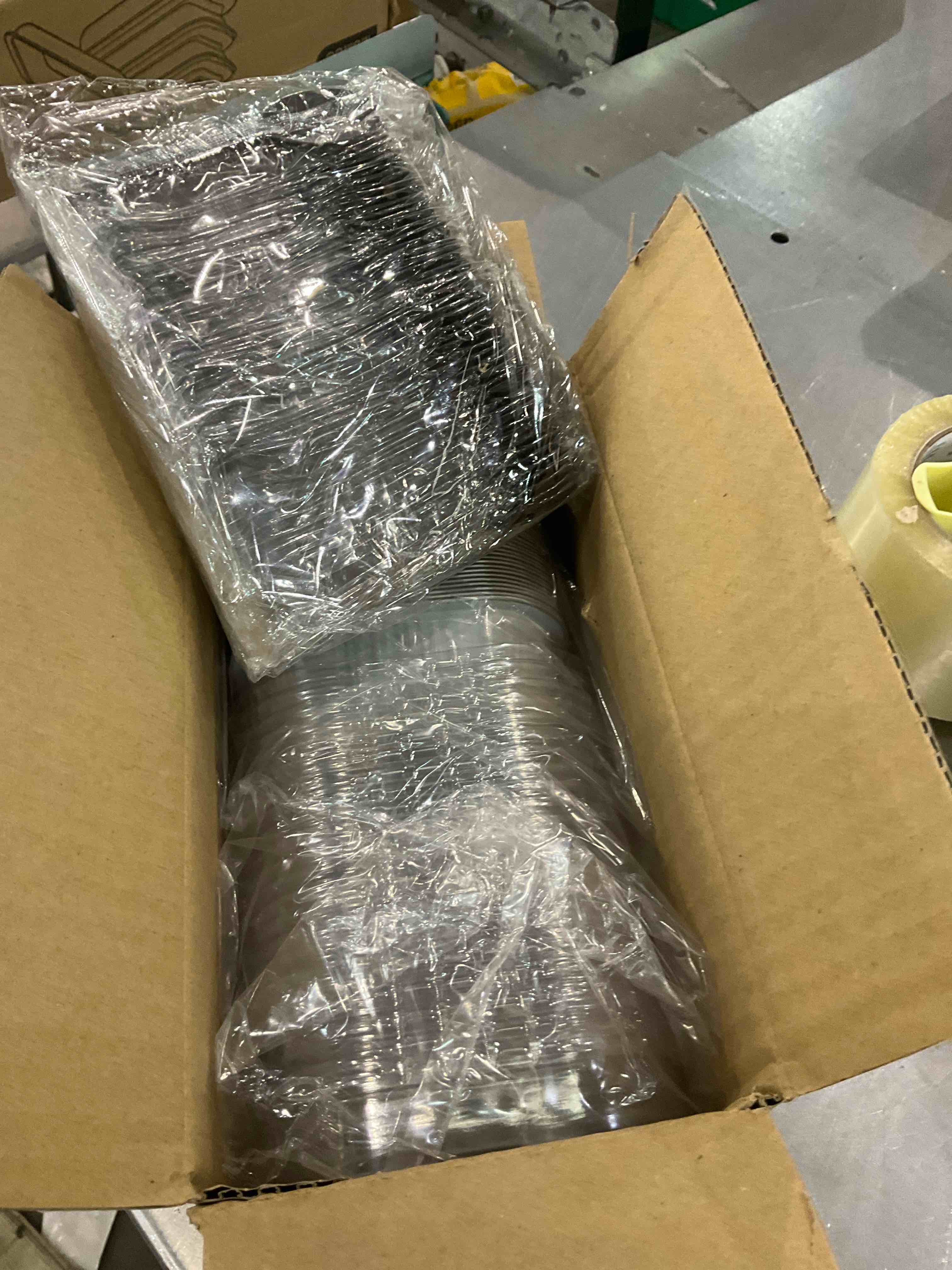 https://s3.amazonaws.com/lotting-images-prod/BargainHunt/EXS01061469_1707507916687.jpeg