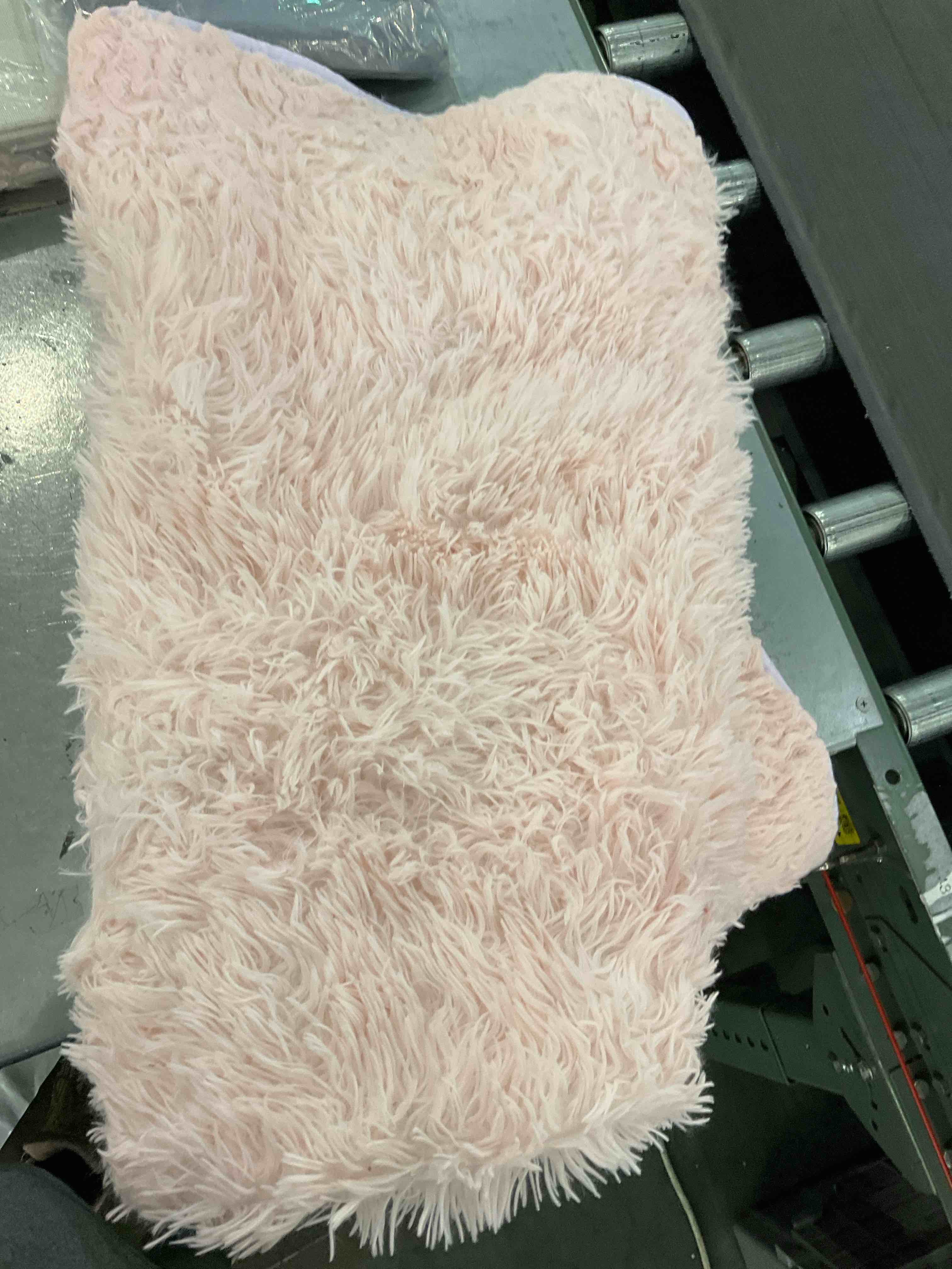 https://s3.amazonaws.com/lotting-images-prod/BargainHunt/EXS01061803_1707509117287.jpeg