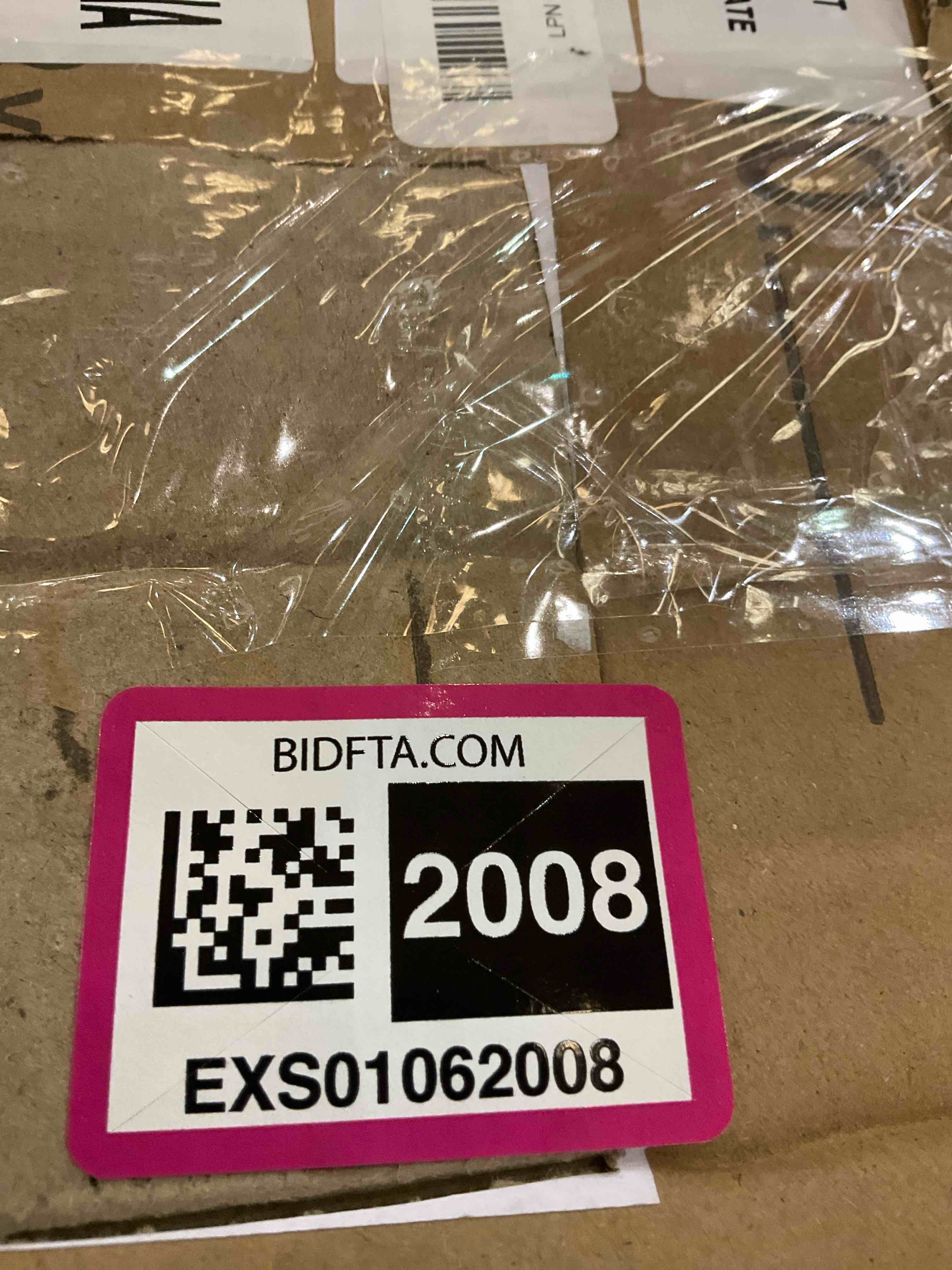 https://s3.amazonaws.com/lotting-images-prod/BargainHunt/EXS01062008_1707928873750.jpeg