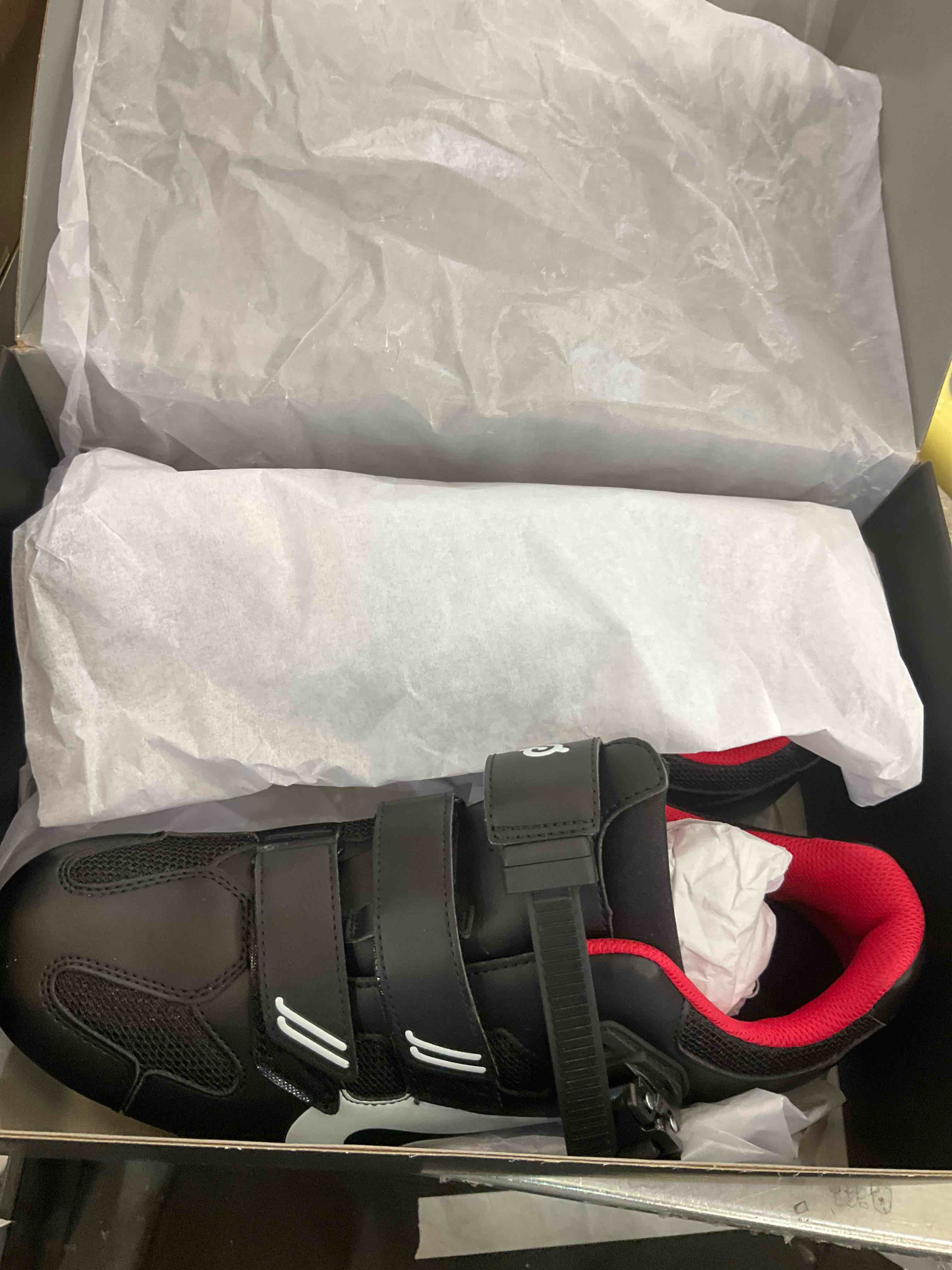 https://s3.amazonaws.com/lotting-images-prod/BargainHunt/EXS01062038_1707934913967.jpeg