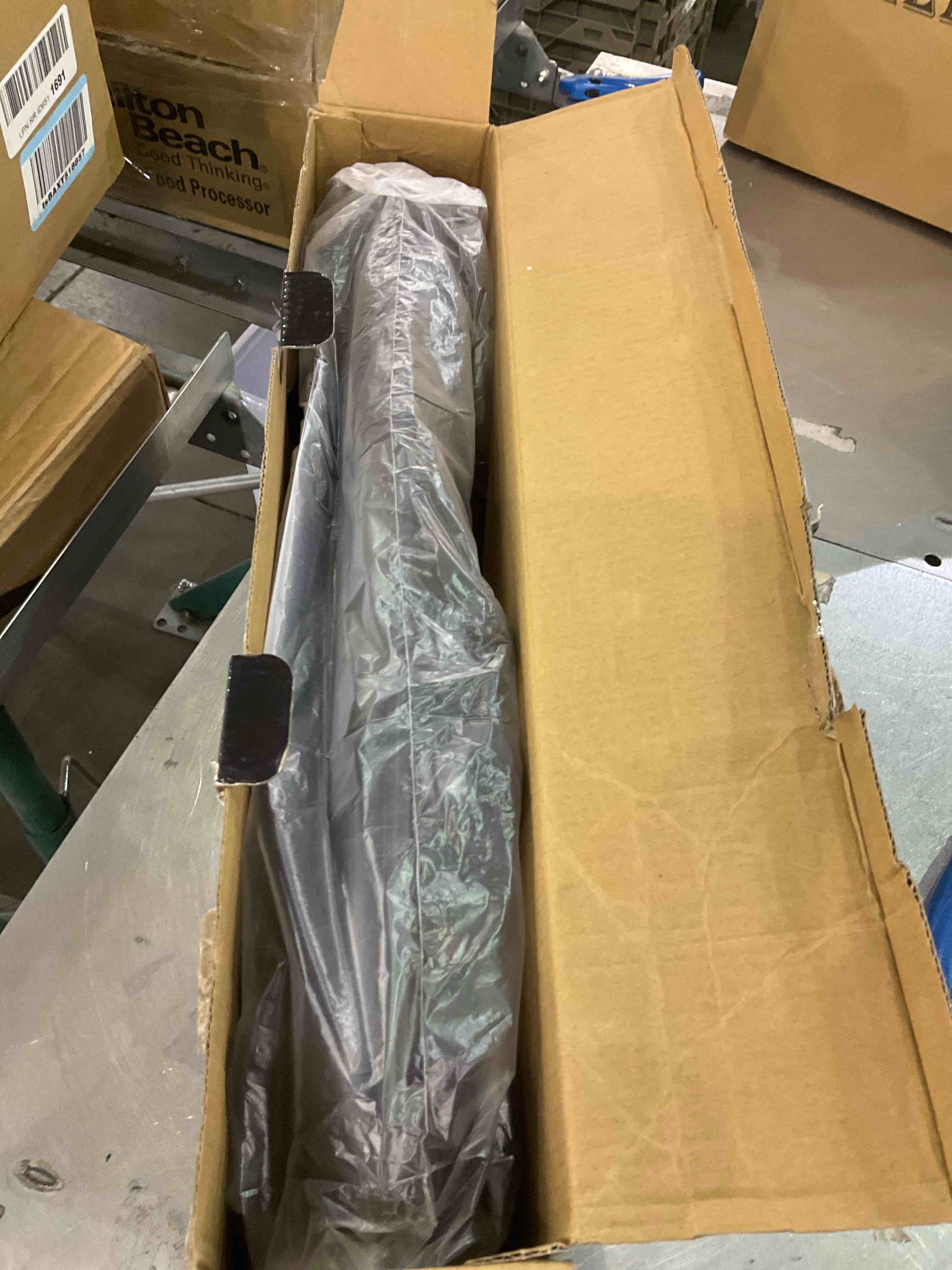 https://s3.amazonaws.com/lotting-images-prod/BargainHunt/EXS01062127_1708004728619.jpeg