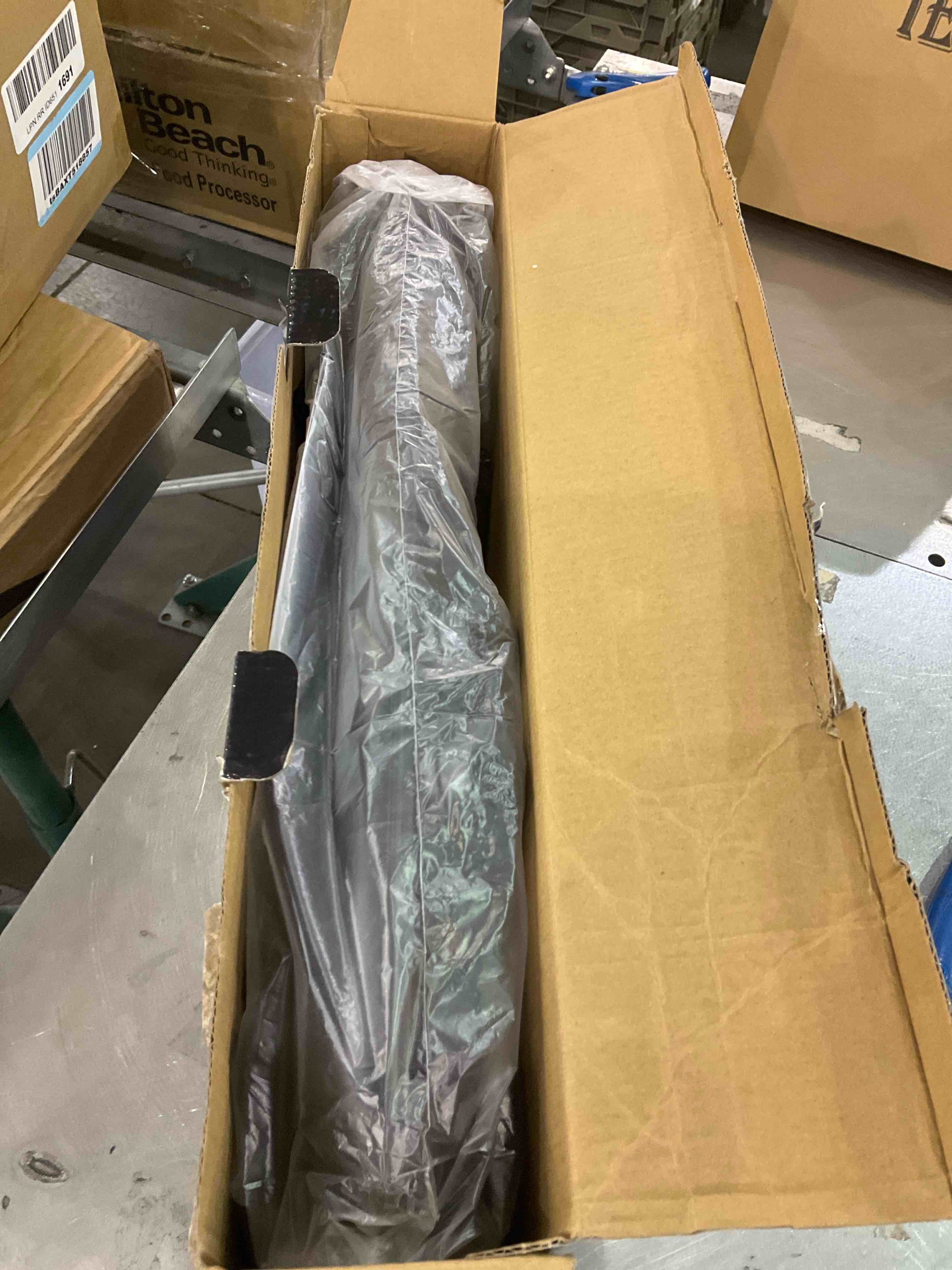 https://s3.amazonaws.com/lotting-images-prod/BargainHunt/EXS01062127_1708004730449.jpeg