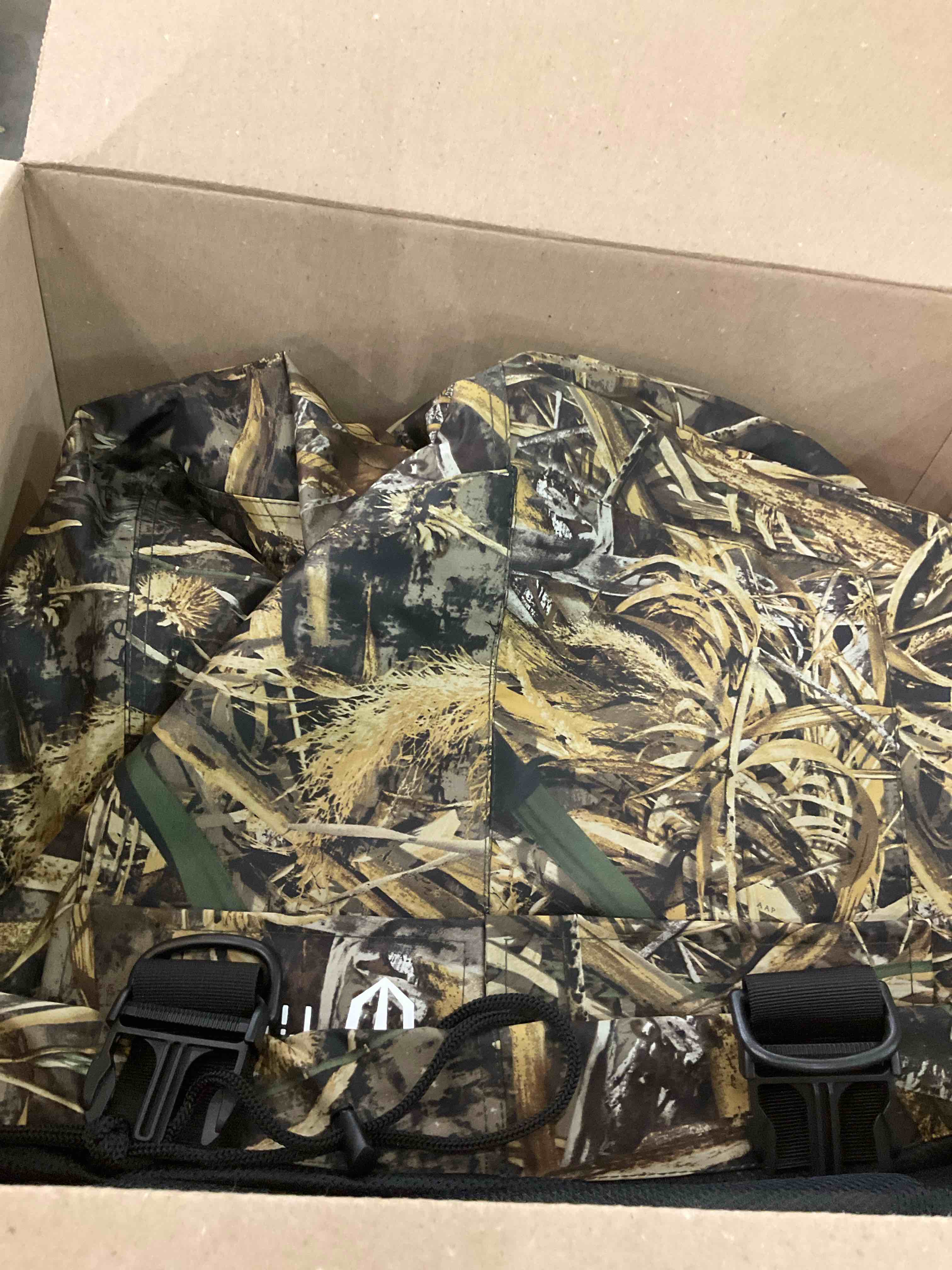 https://s3.amazonaws.com/lotting-images-prod/BargainHunt/EXS01062150_1708009936973.jpeg