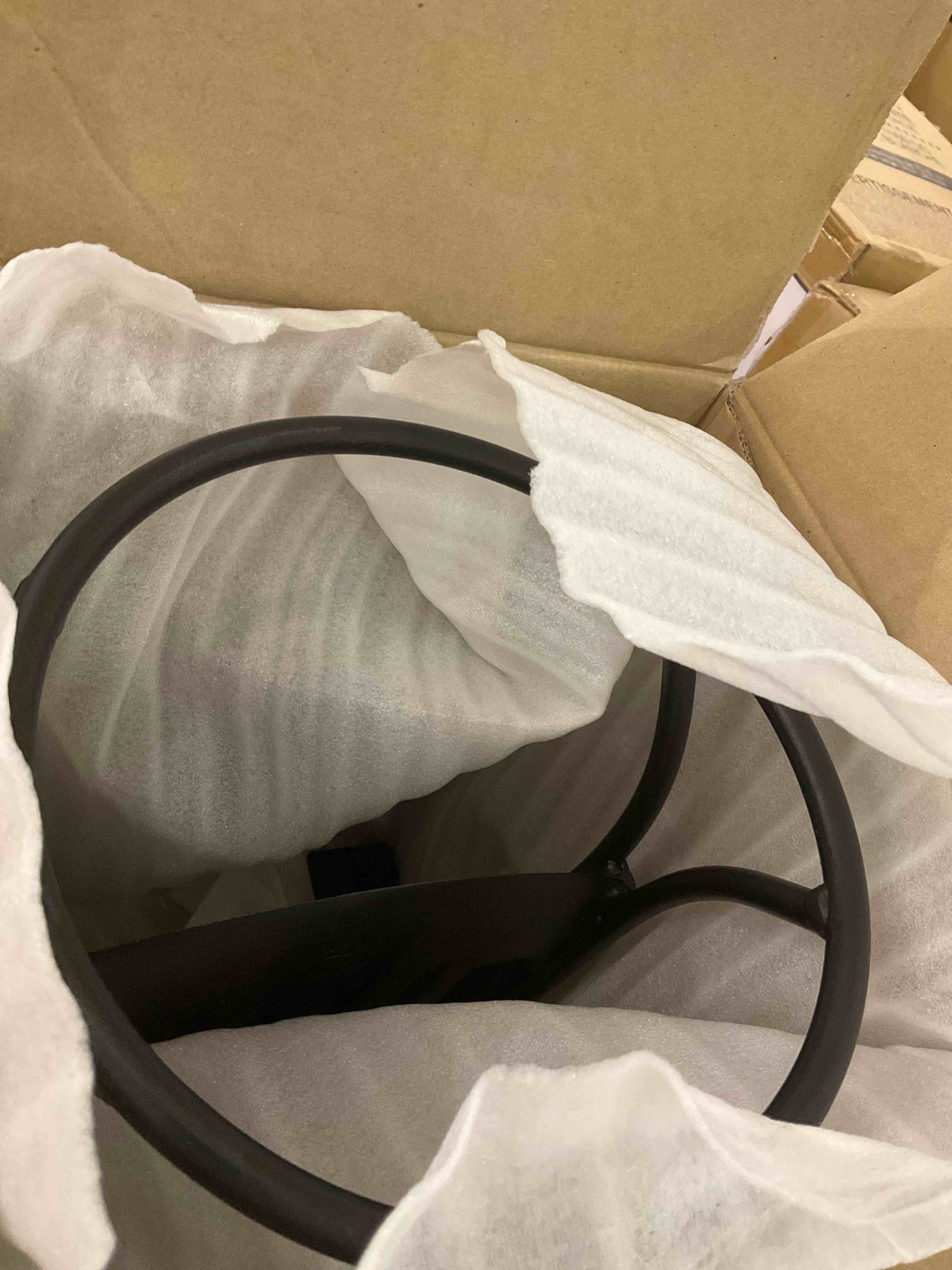 https://s3.amazonaws.com/lotting-images-prod/BargainHunt/EXS01062155_1708010698779.jpeg