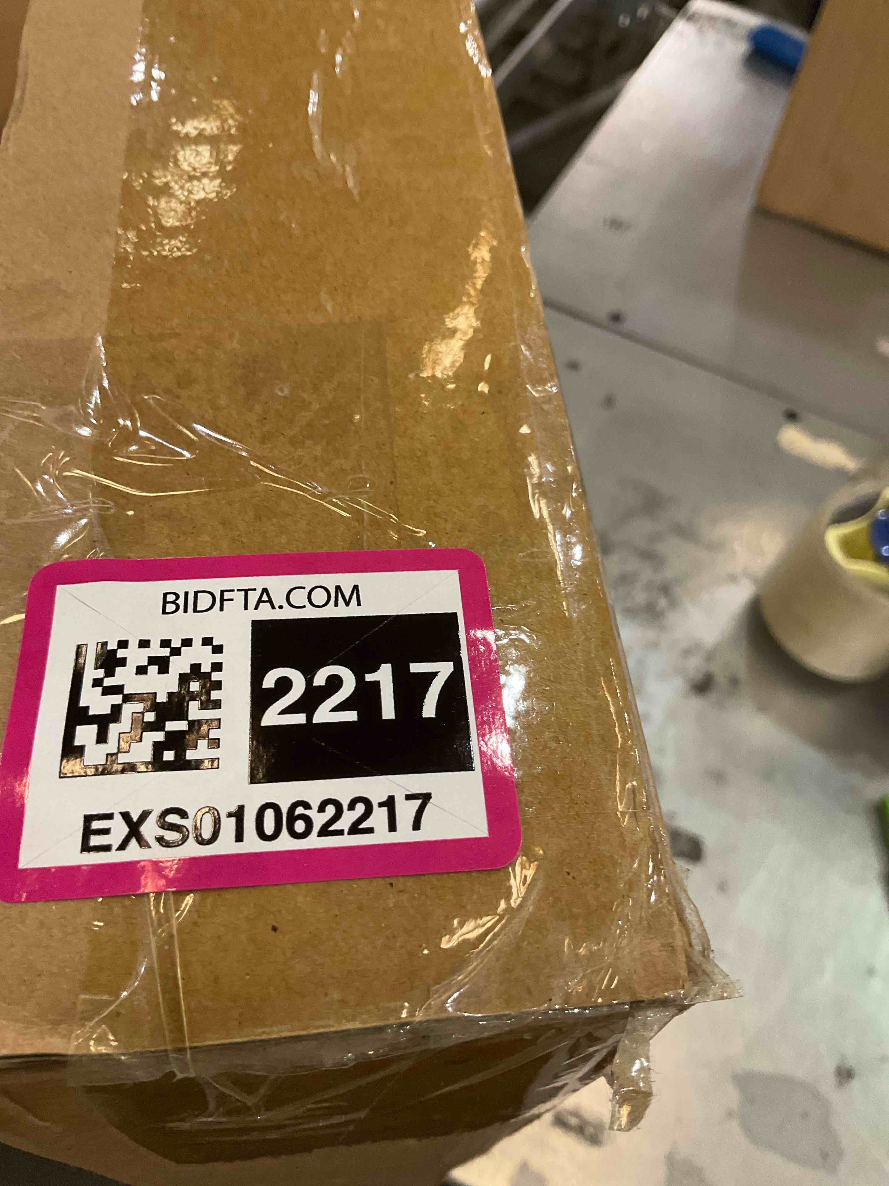 https://s3.amazonaws.com/lotting-images-prod/BargainHunt/EXS01062217_1708021934297.jpeg