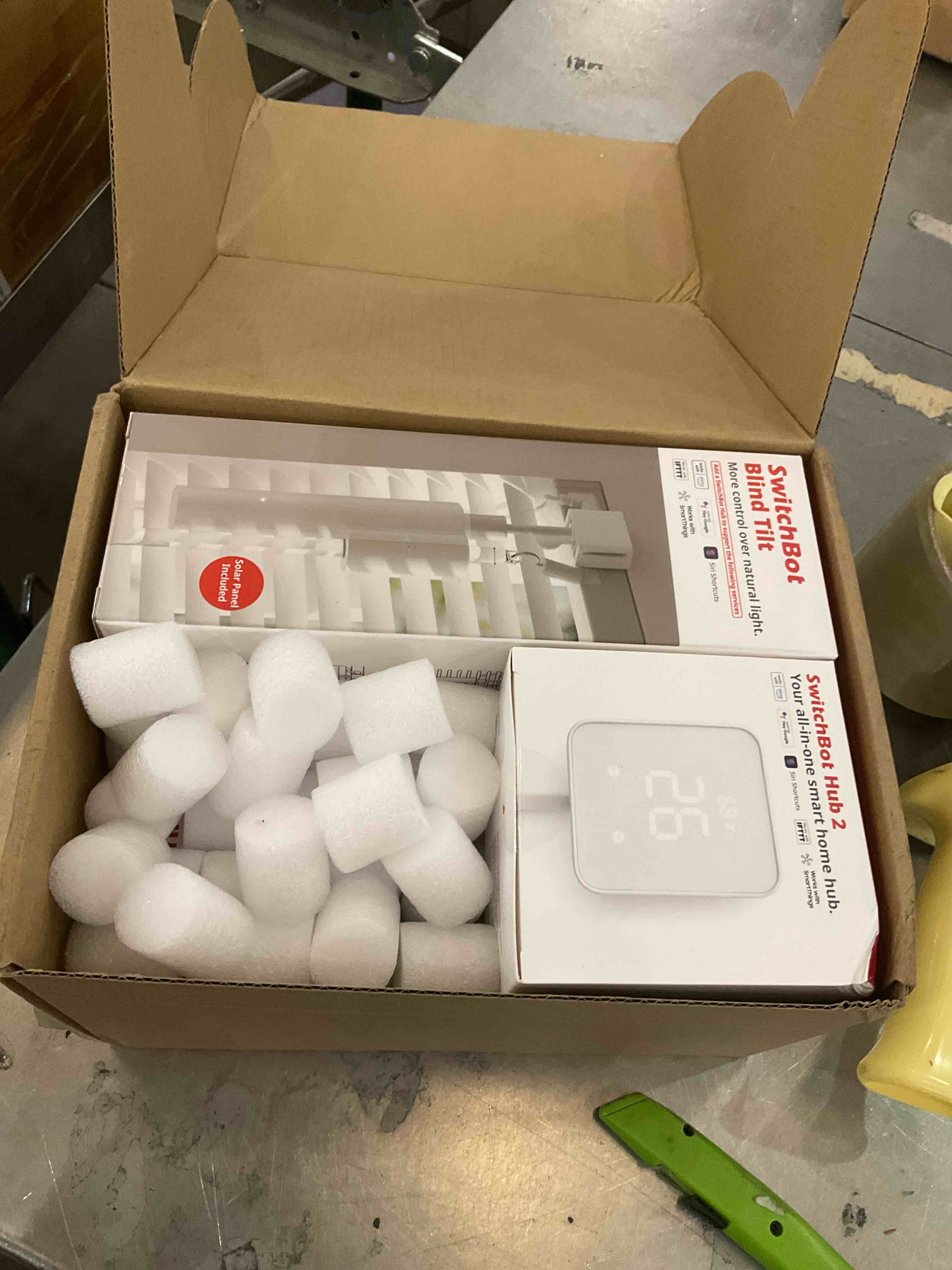 https://s3.amazonaws.com/lotting-images-prod/BargainHunt/EXS01062226_1708022875868.jpeg