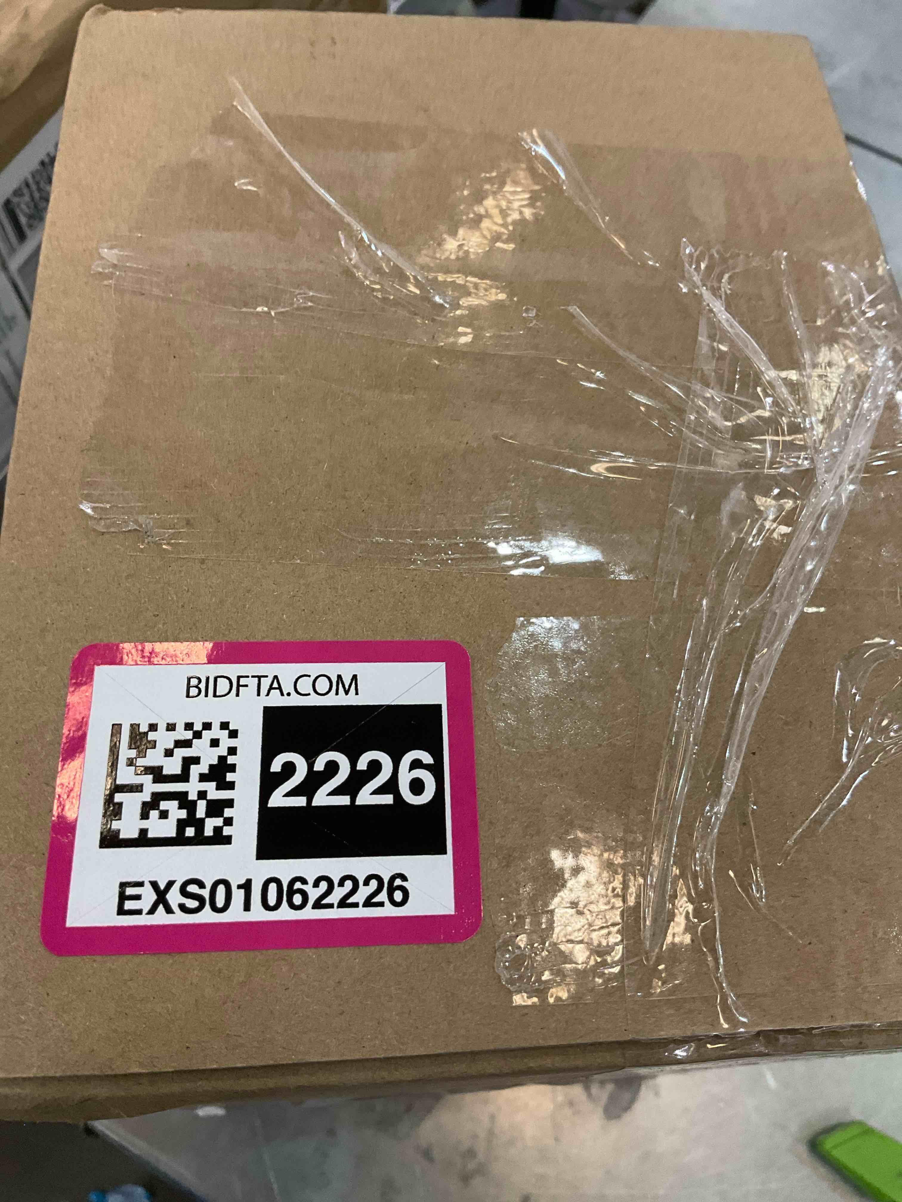 https://s3.amazonaws.com/lotting-images-prod/BargainHunt/EXS01062226_1708022903220.jpeg