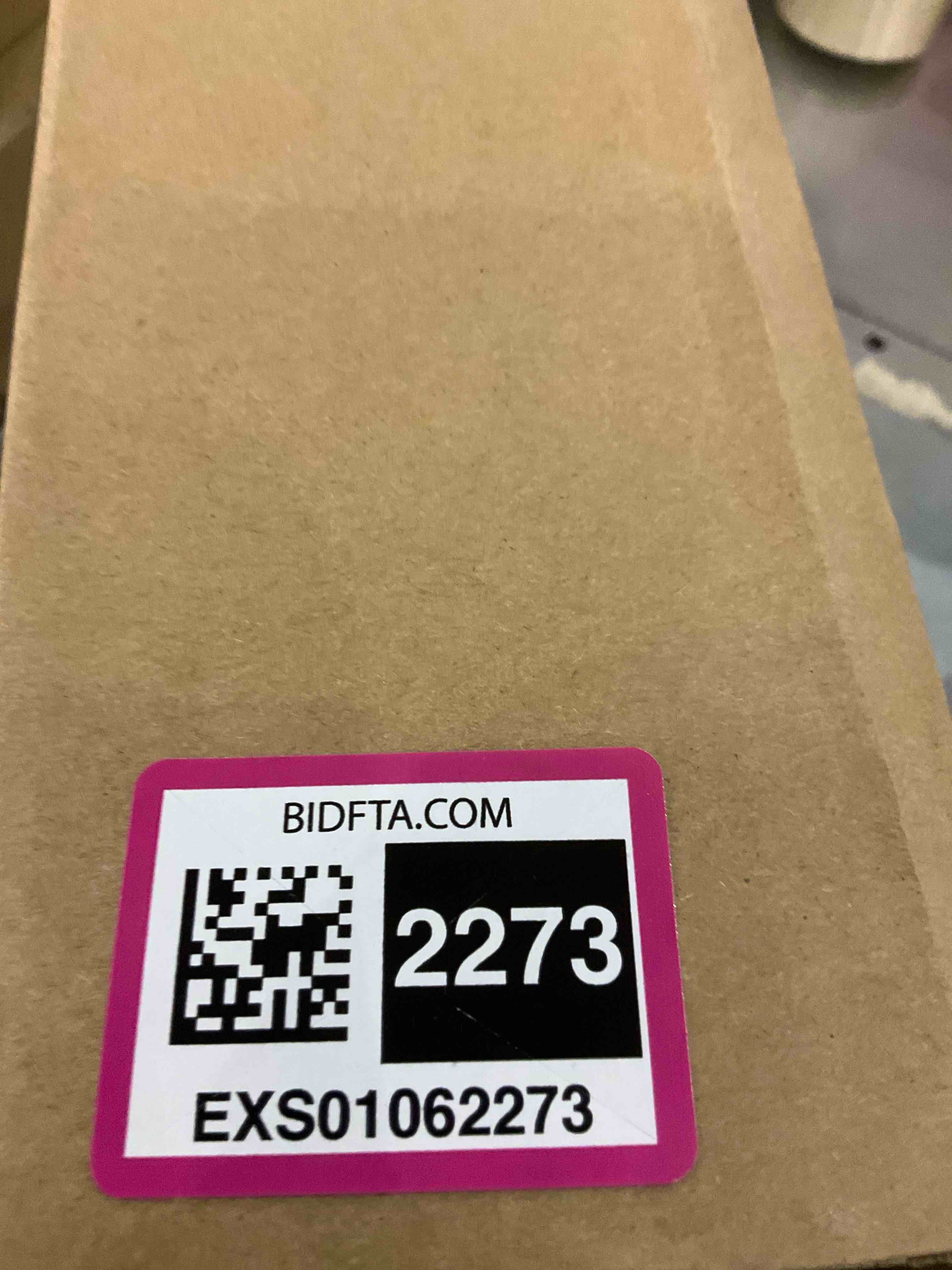 https://s3.amazonaws.com/lotting-images-prod/BargainHunt/EXS01062273_1708087122148.jpeg