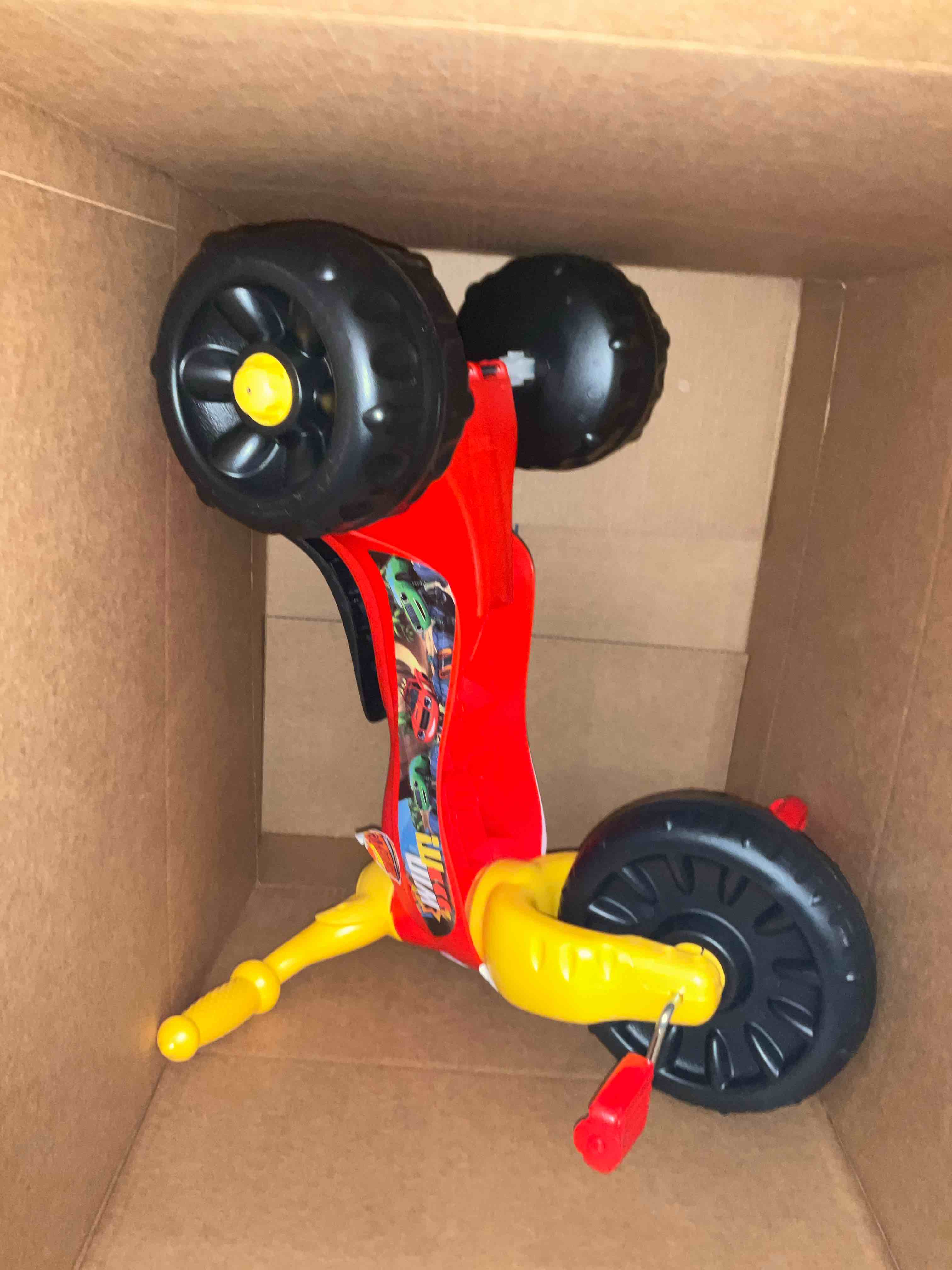 https://s3.amazonaws.com/lotting-images-prod/BargainHunt/EXS01062357_1708345076825.jpeg
