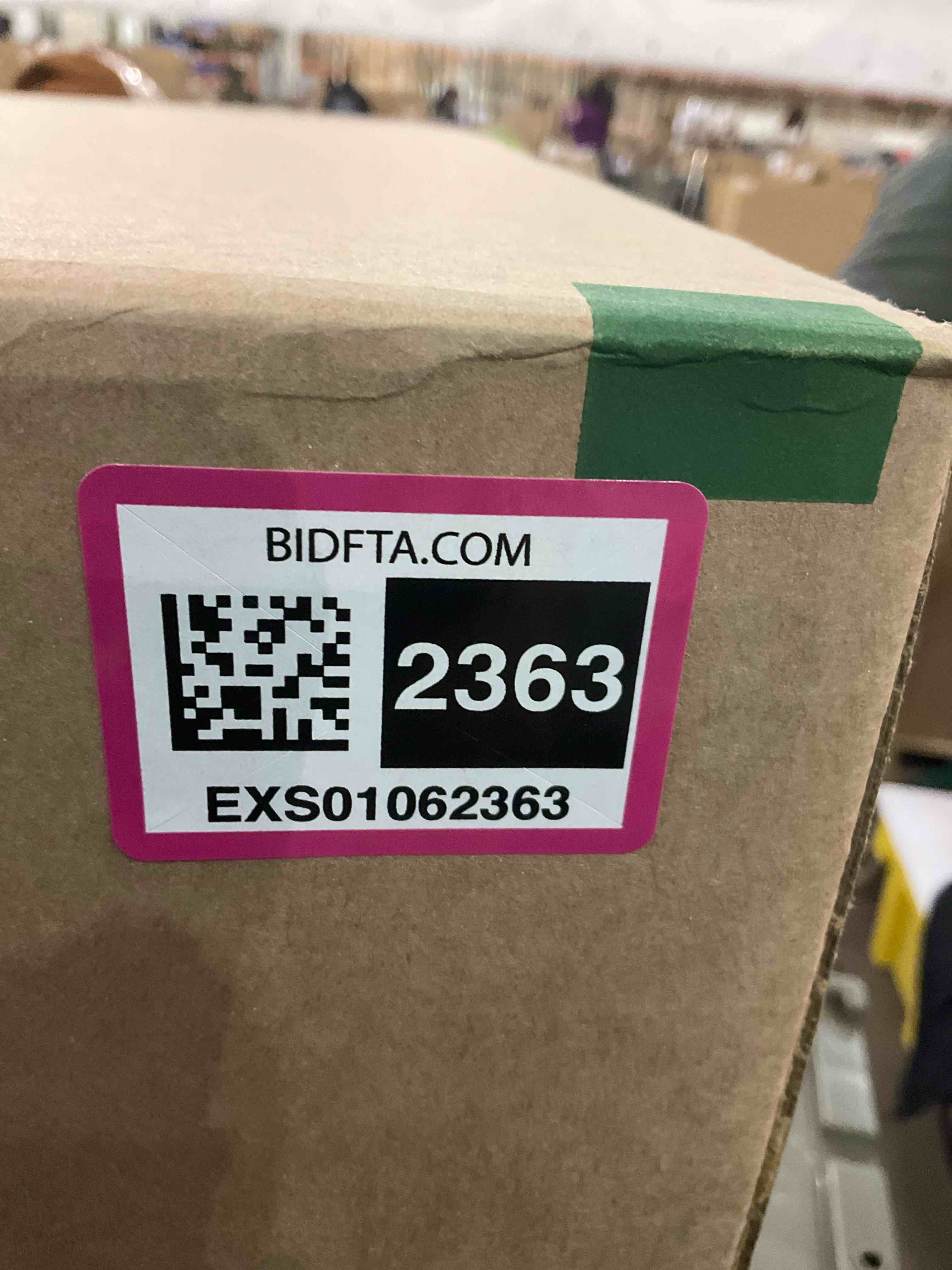 https://s3.amazonaws.com/lotting-images-prod/BargainHunt/EXS01062363_1708345851485.jpeg