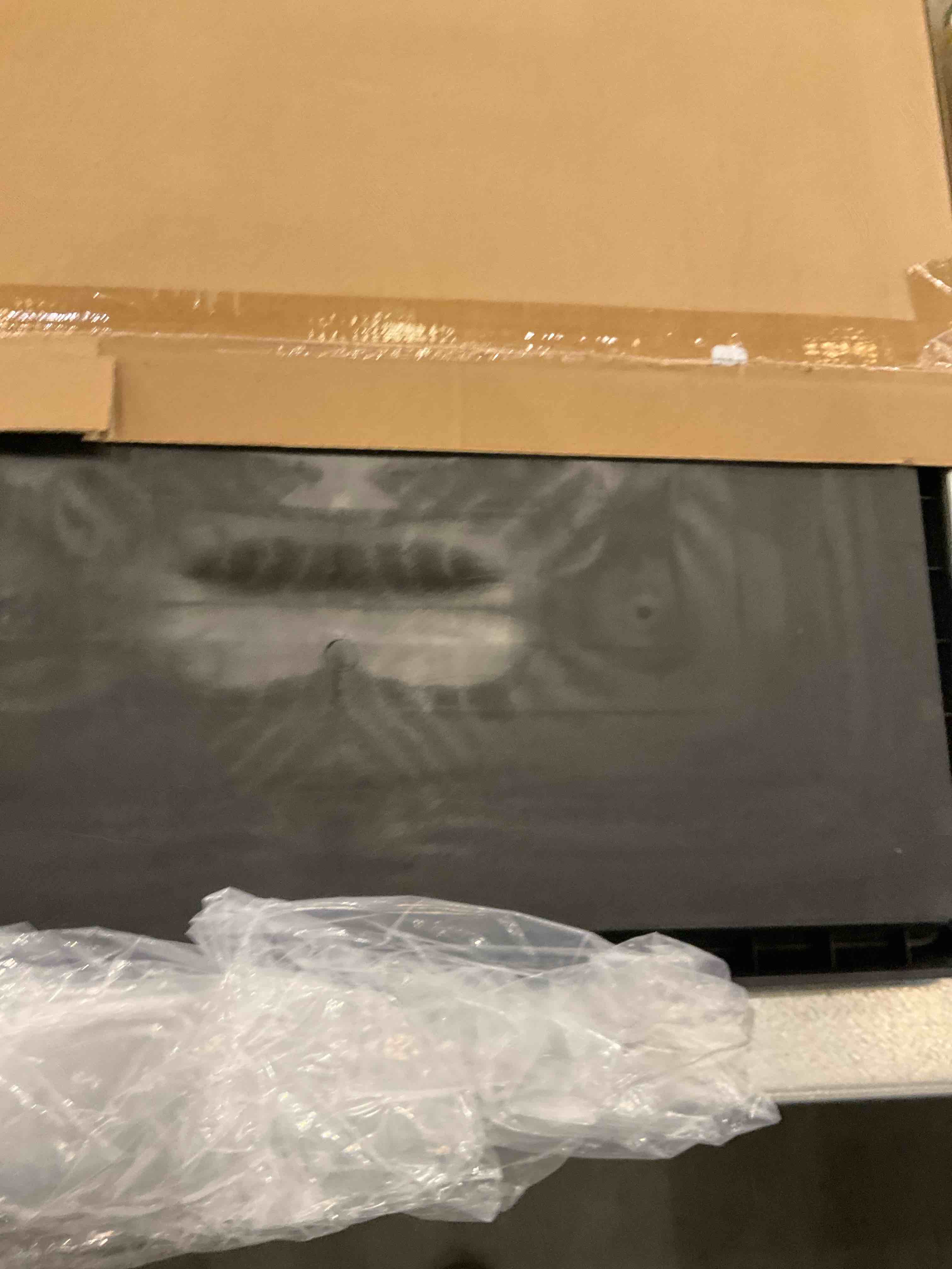 https://s3.amazonaws.com/lotting-images-prod/BargainHunt/EXS01062908_1709146085515.jpeg