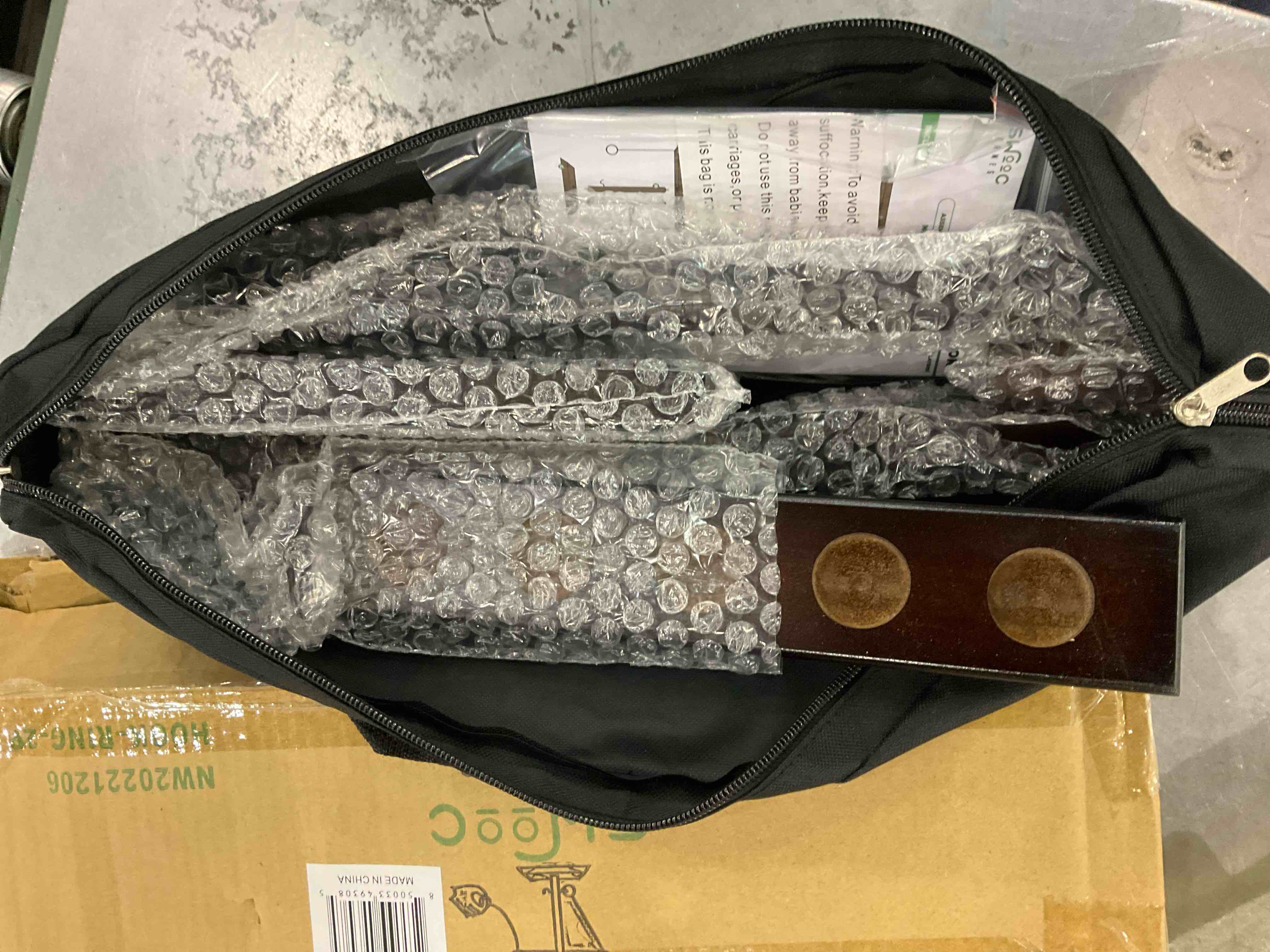 https://s3.amazonaws.com/lotting-images-prod/BargainHunt/EXS01063115_1708519644798.jpeg