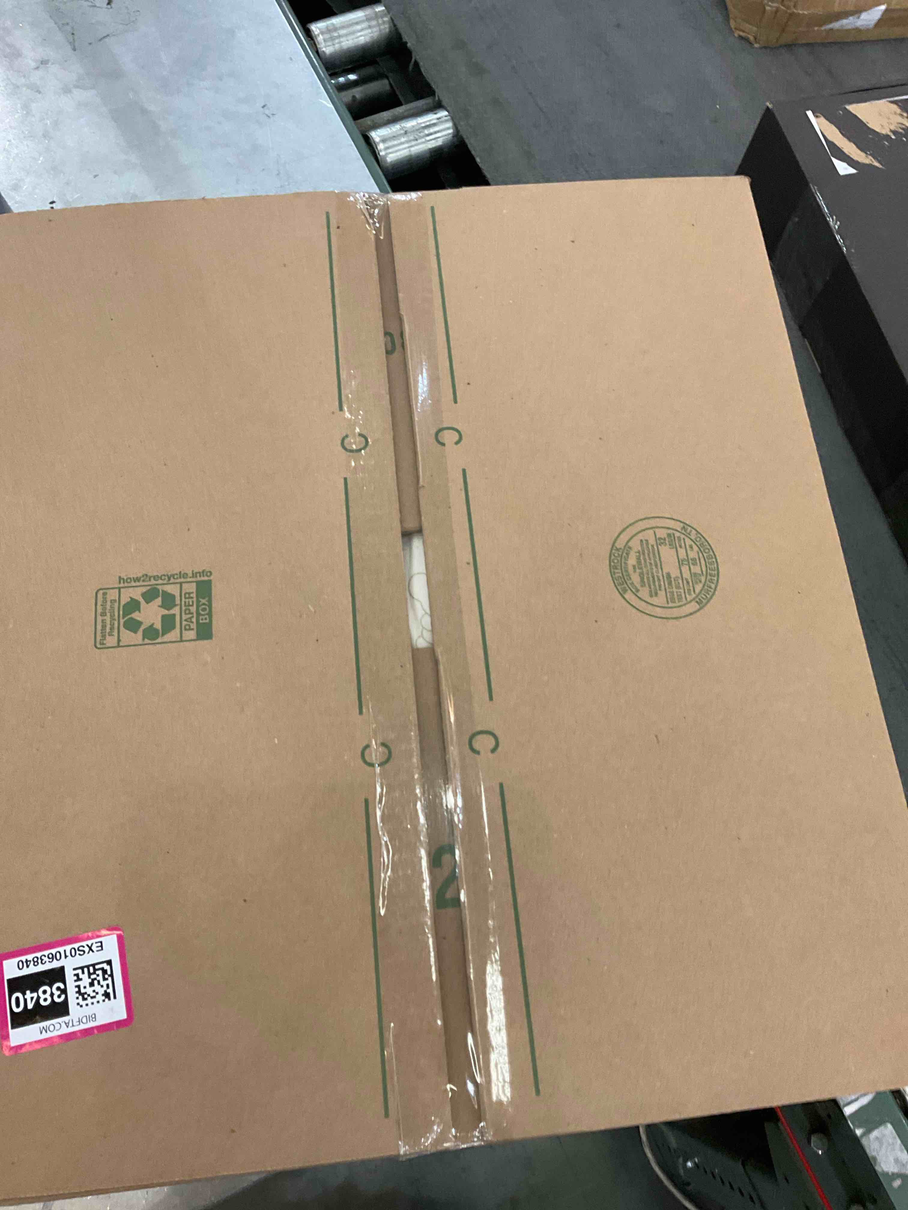 https://s3.amazonaws.com/lotting-images-prod/BargainHunt/EXS01063840_1708025412198.jpeg