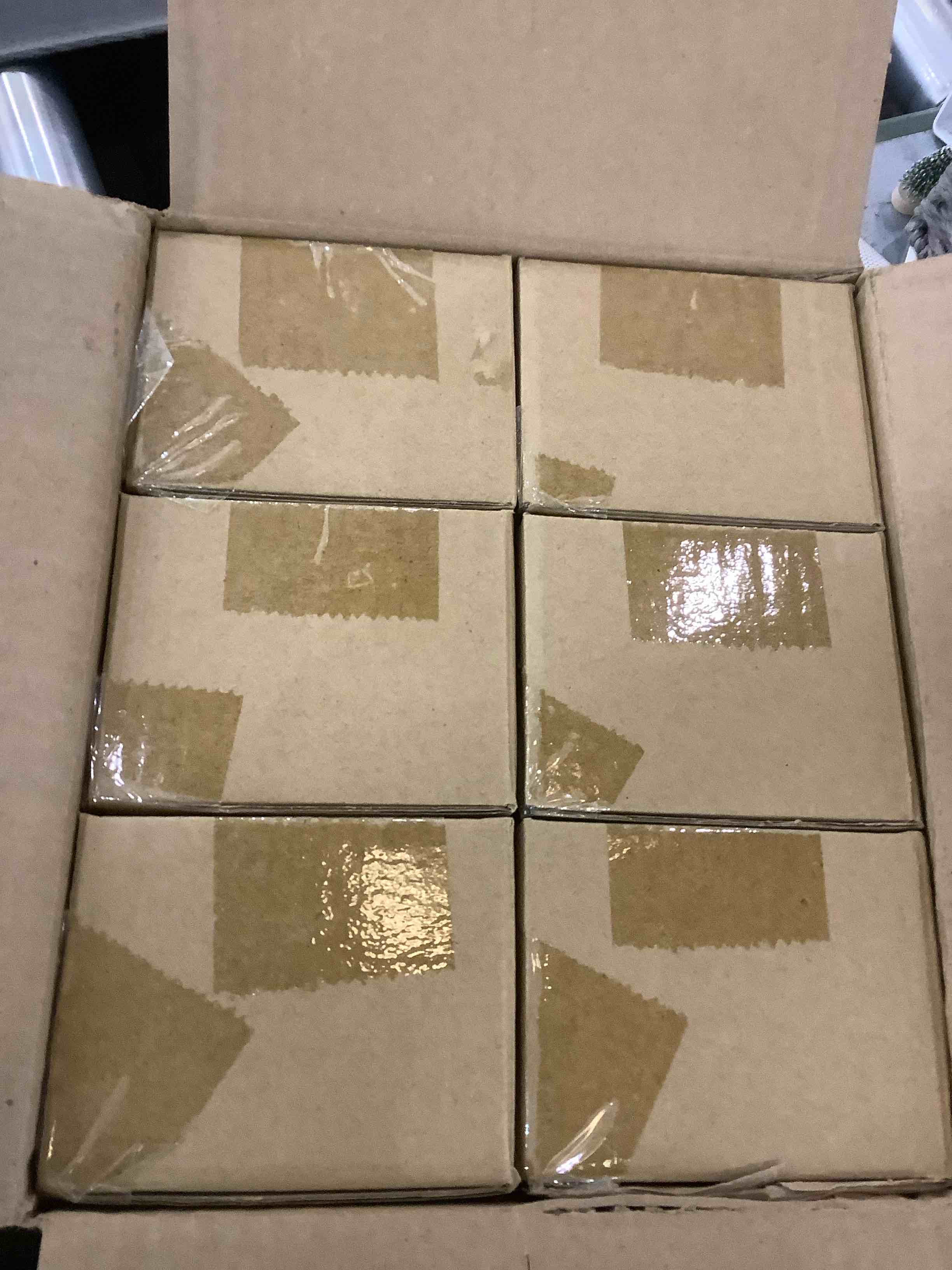 https://s3.amazonaws.com/lotting-images-prod/BargainHunt/EXS01064367_1707335832073.jpeg