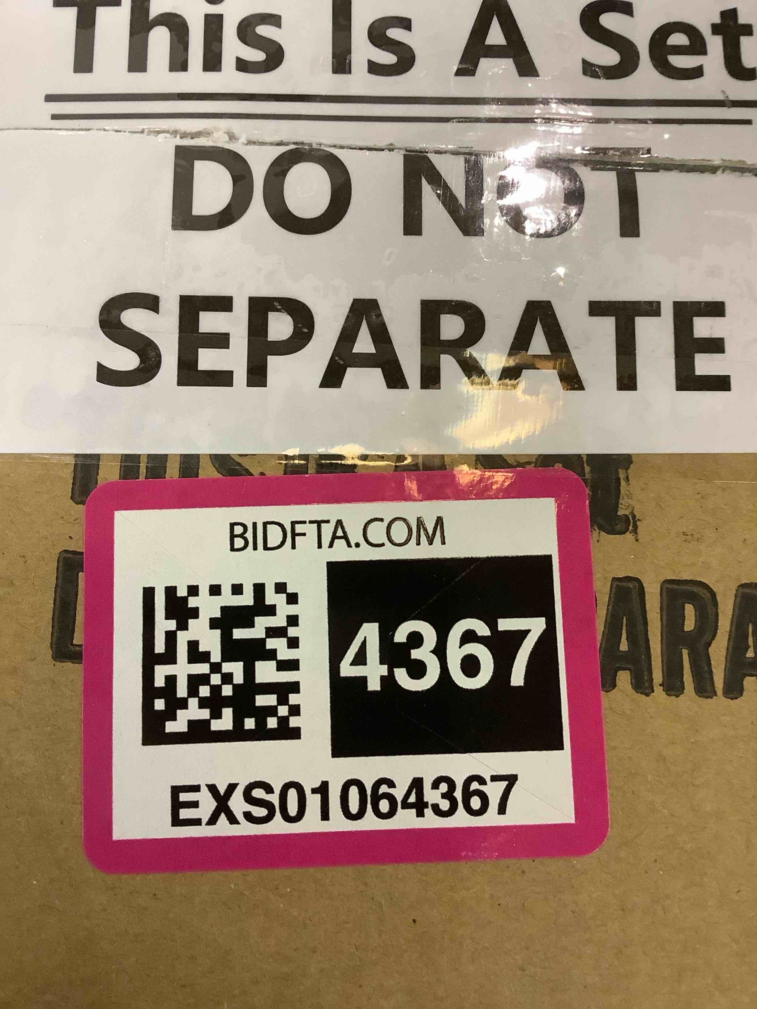 https://s3.amazonaws.com/lotting-images-prod/BargainHunt/EXS01064367_1707335855191.jpeg