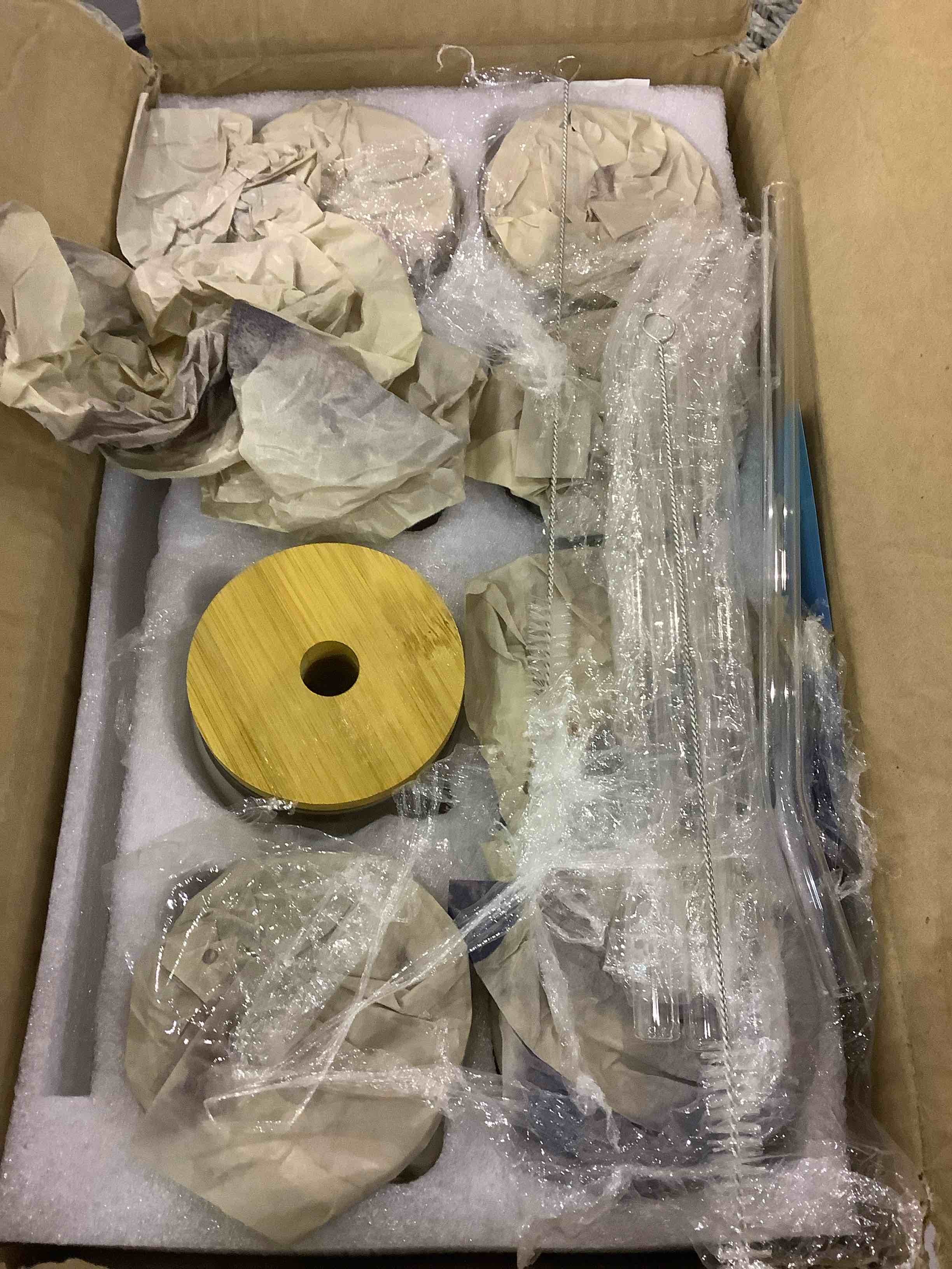 https://s3.amazonaws.com/lotting-images-prod/BargainHunt/EXS01064389_1707396227142.jpeg