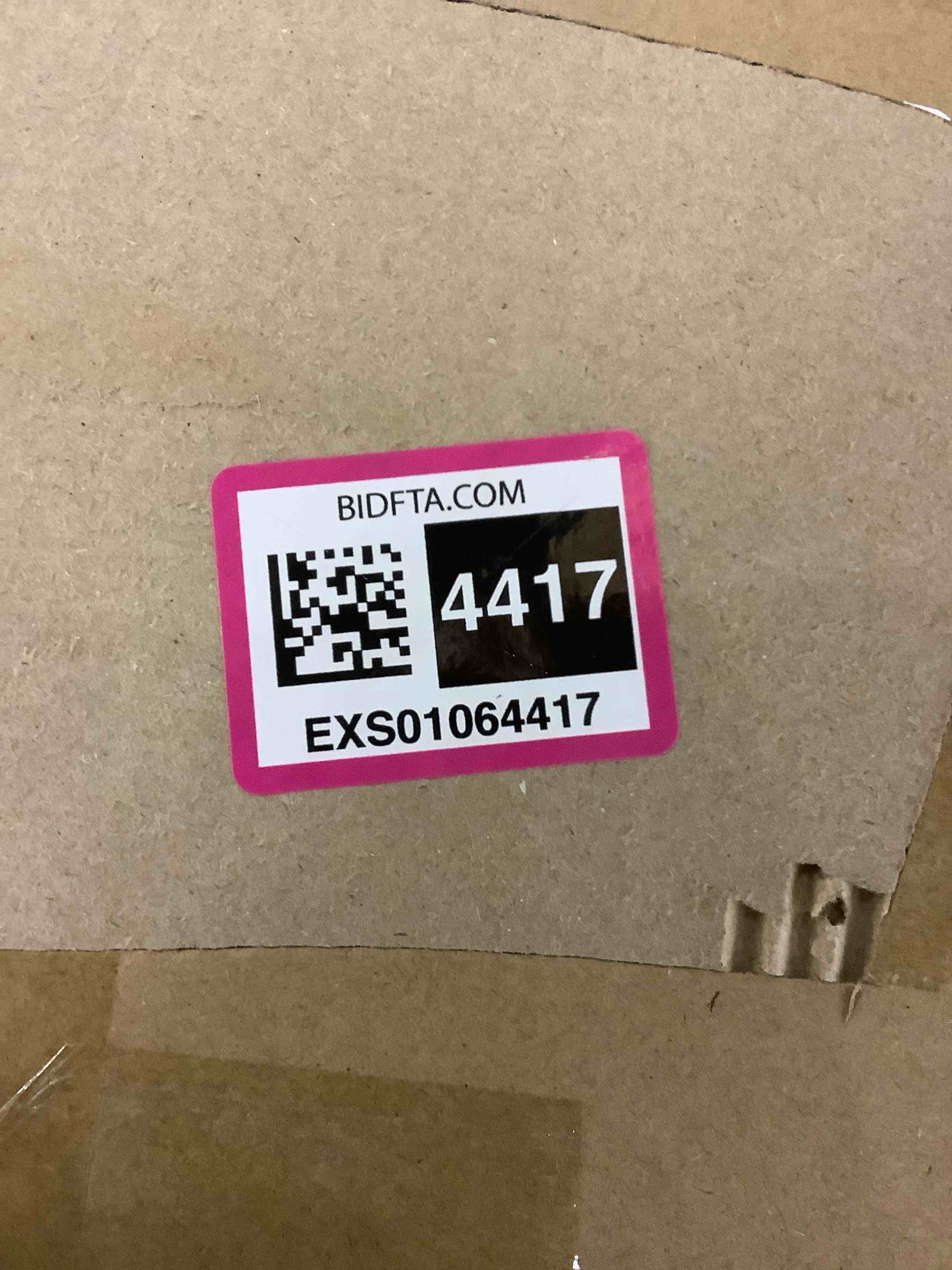 https://s3.amazonaws.com/lotting-images-prod/BargainHunt/EXS01064417_1707399503594.jpeg