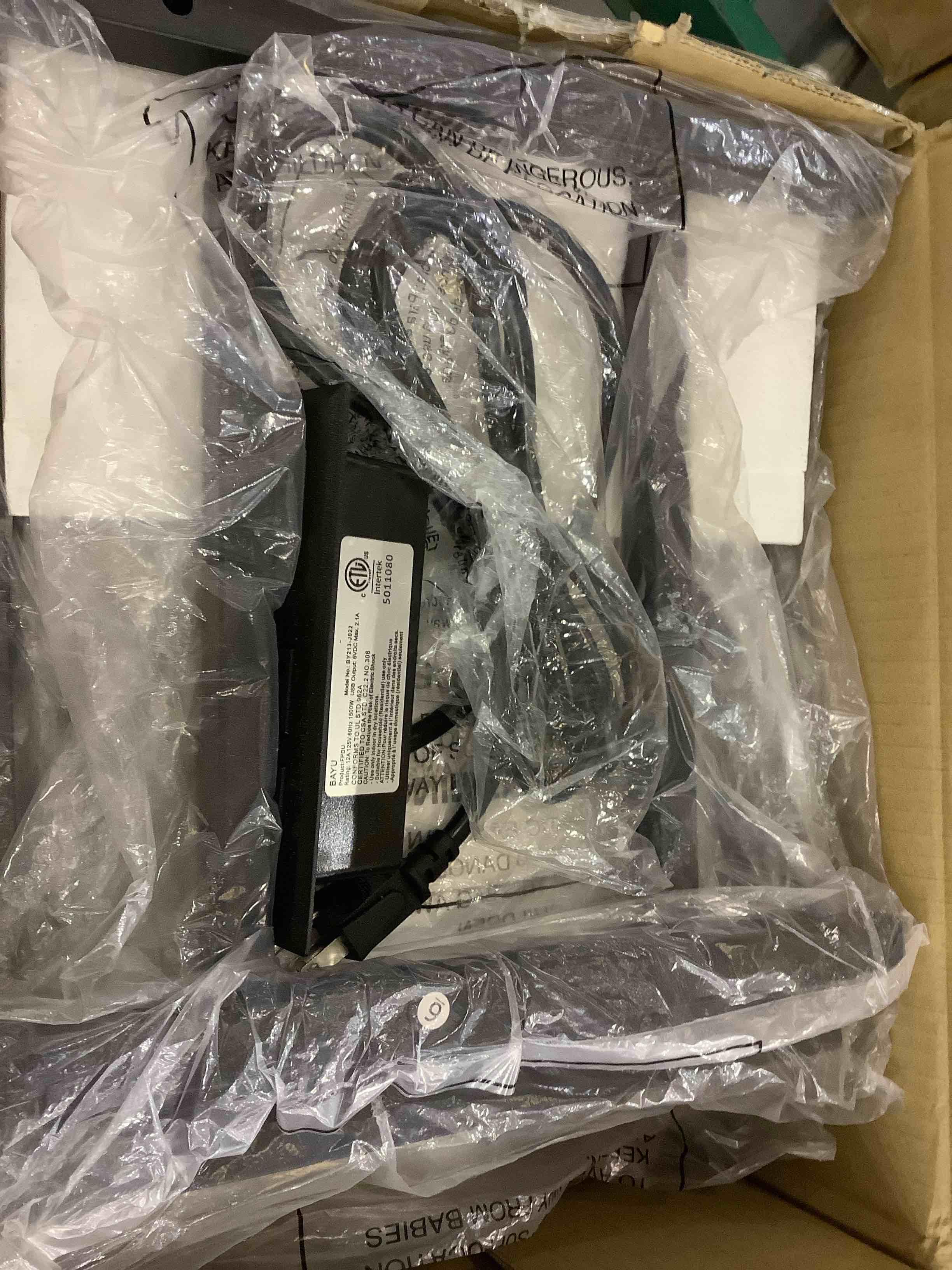 https://s3.amazonaws.com/lotting-images-prod/BargainHunt/EXS01065227_1706626605803.jpeg