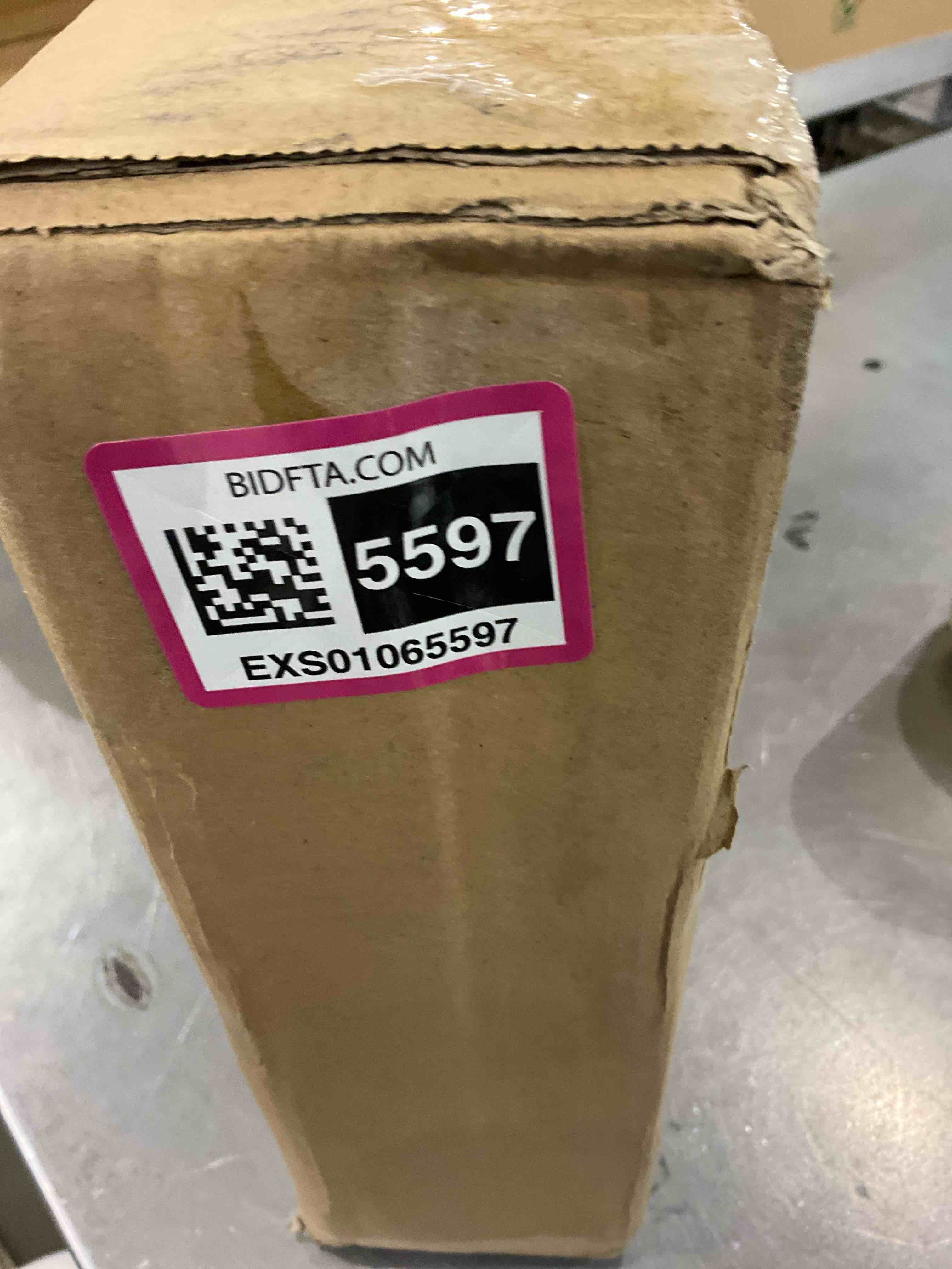 https://s3.amazonaws.com/lotting-images-prod/BargainHunt/EXS01065597_1706706293200.jpeg