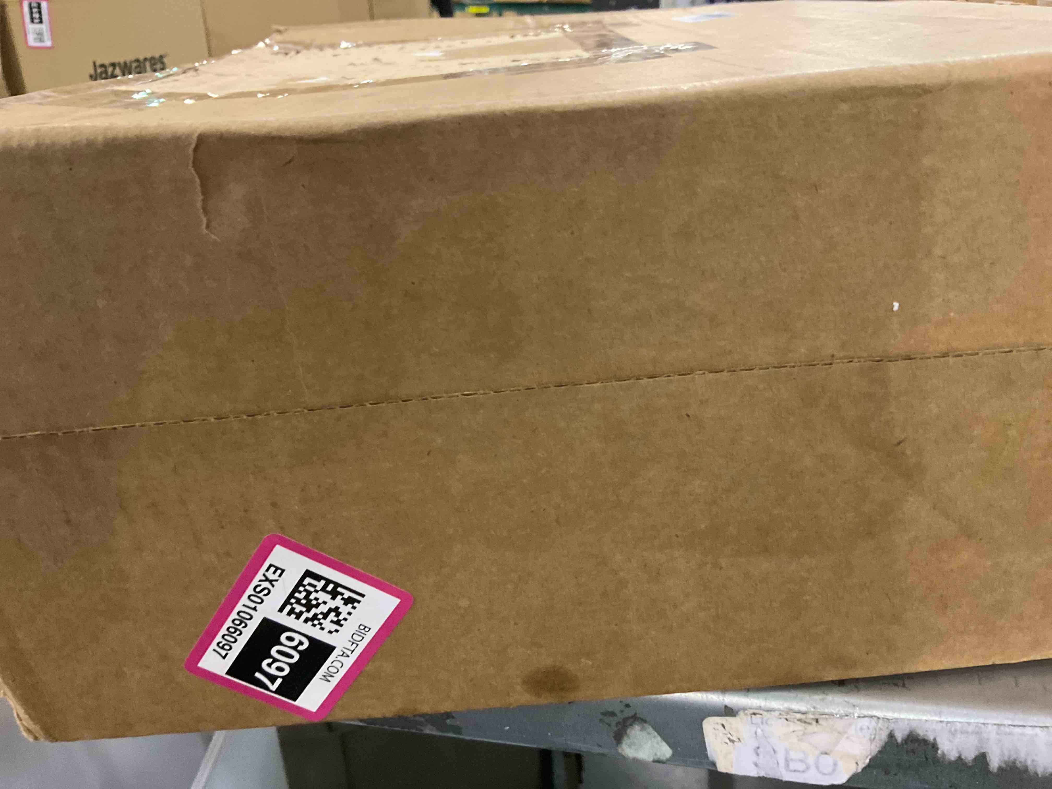 https://s3.amazonaws.com/lotting-images-prod/BargainHunt/EXS01066097_1706707924791.jpeg