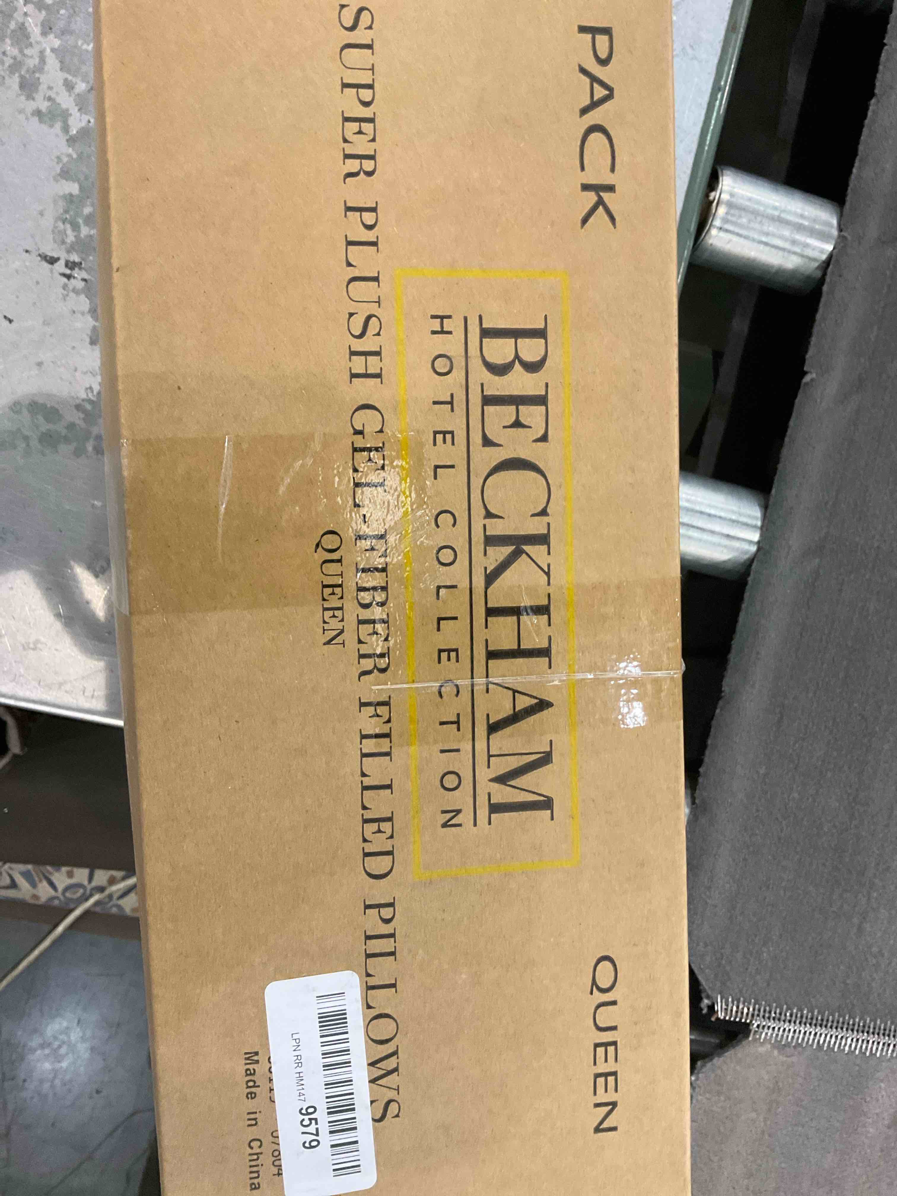 https://s3.amazonaws.com/lotting-images-prod/BargainHunt/EXS01066098_1706708223795.jpeg