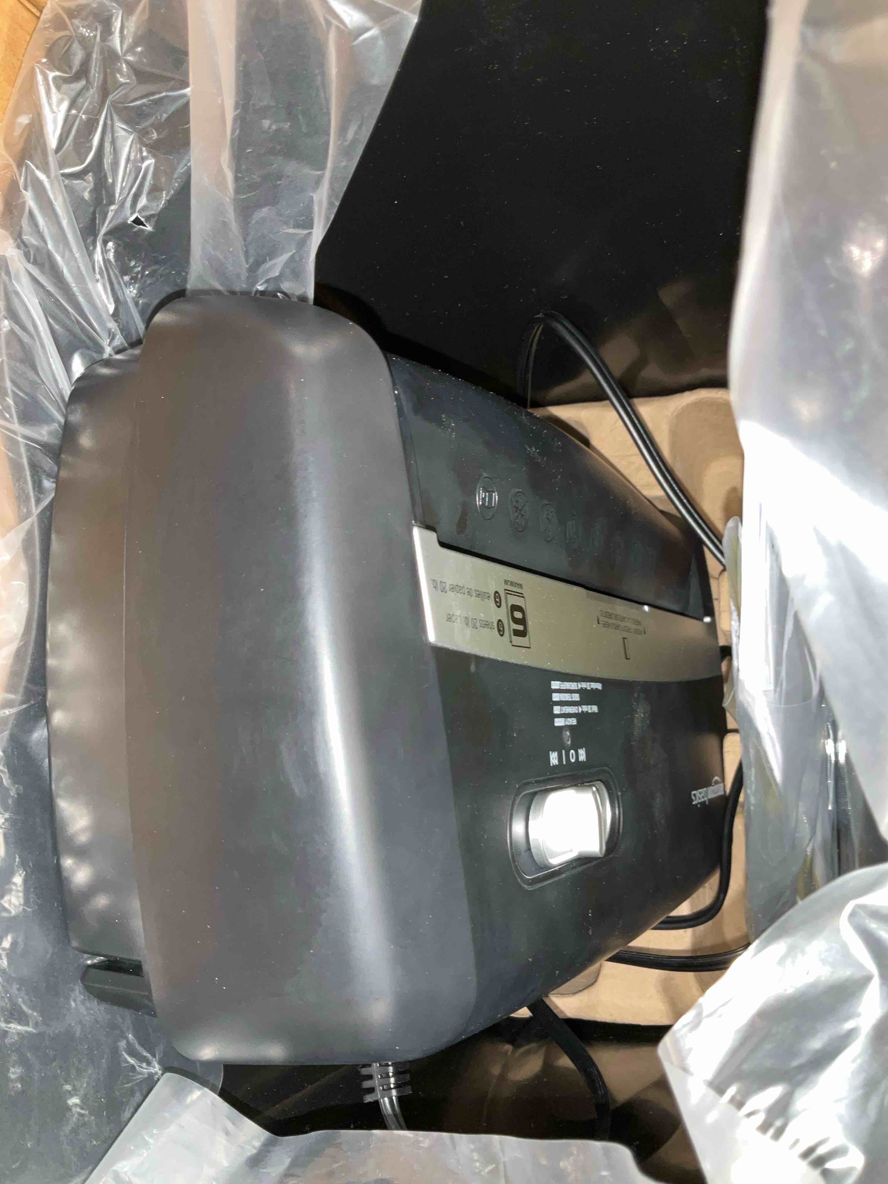 https://s3.amazonaws.com/lotting-images-prod/BargainHunt/EXS01066138_1706712947927.jpeg