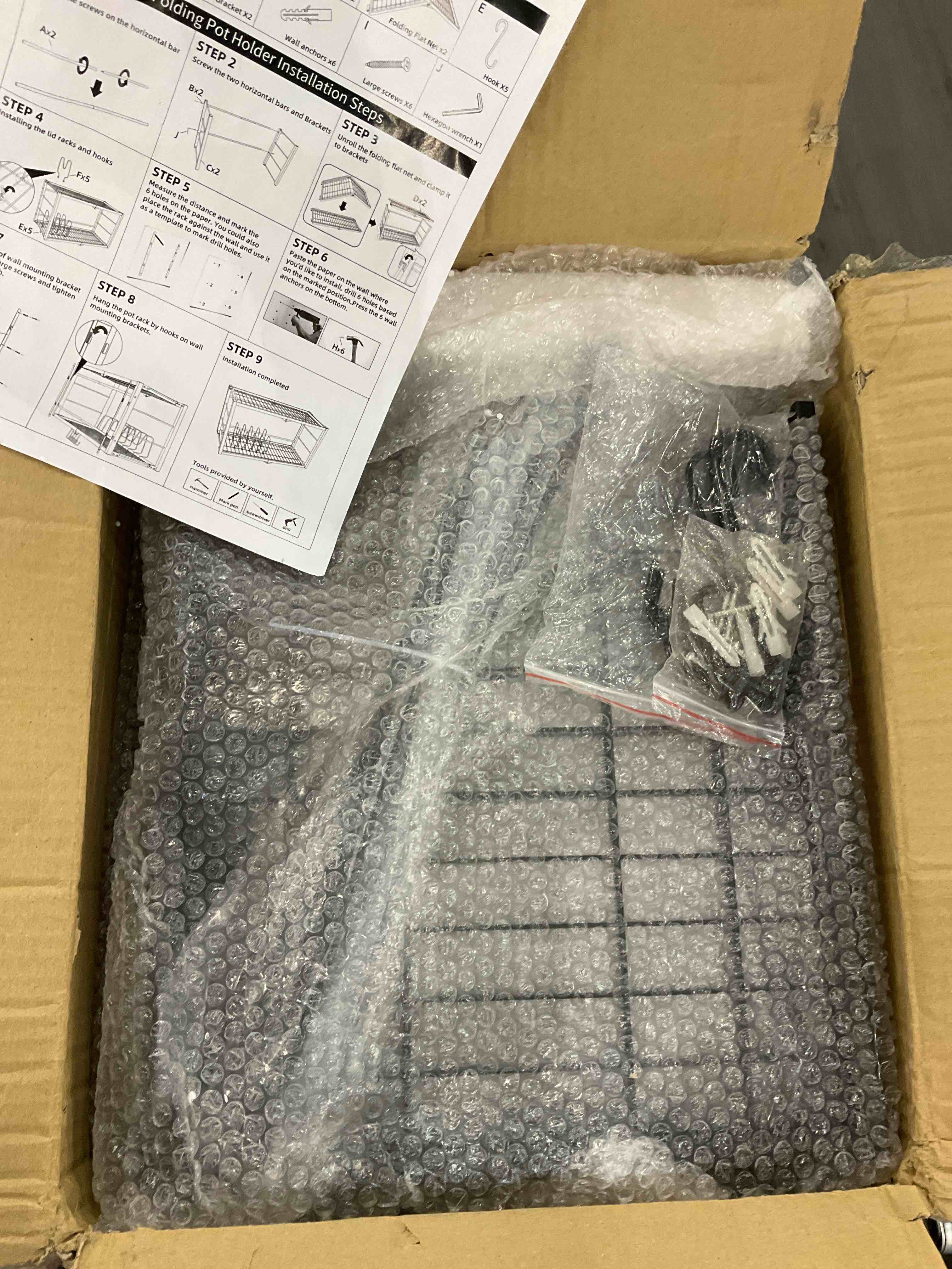 https://s3.amazonaws.com/lotting-images-prod/BargainHunt/EXS01066171_1706716419960.jpeg