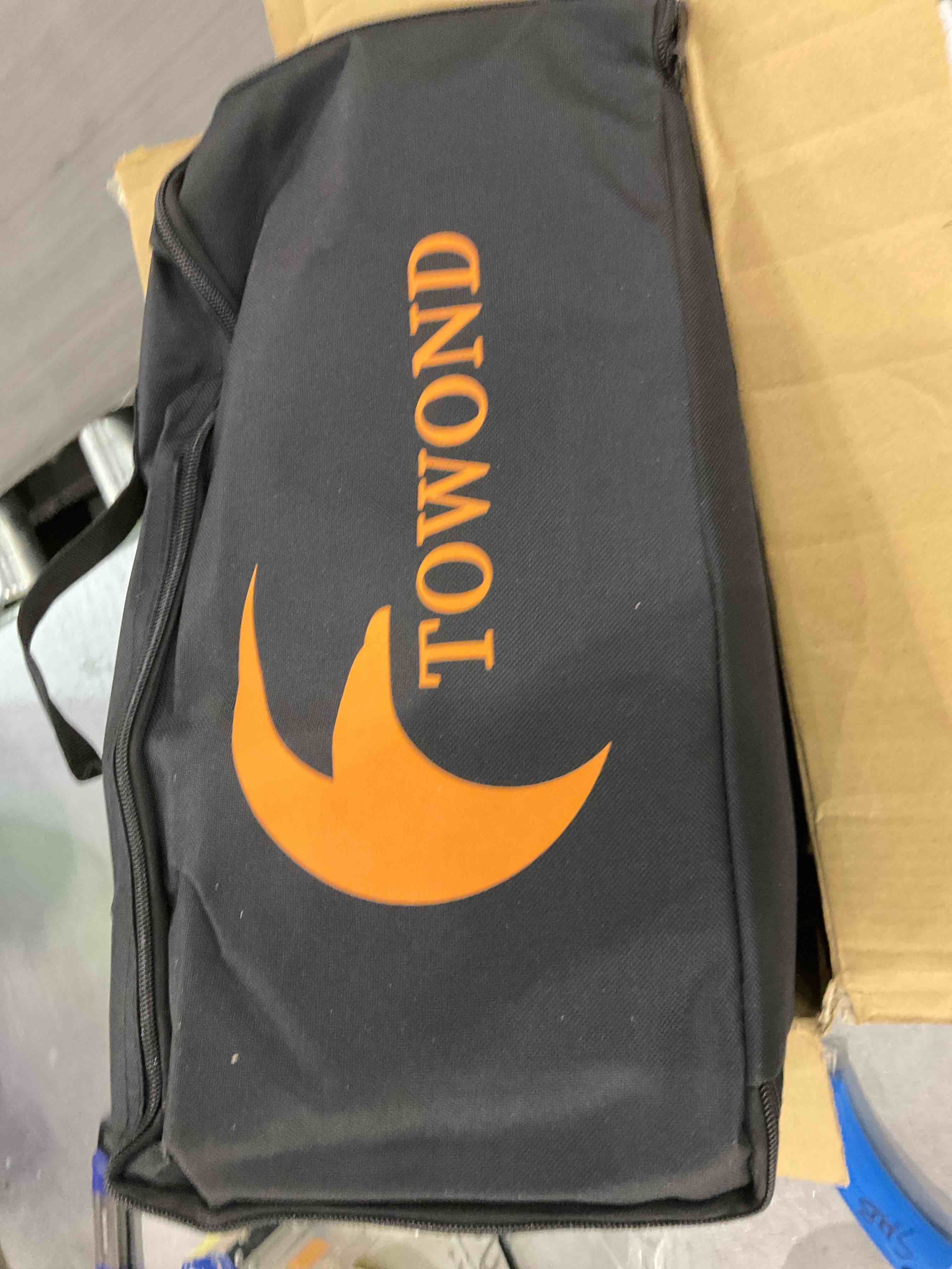 https://s3.amazonaws.com/lotting-images-prod/BargainHunt/EXS01066174_1706716673515.jpeg