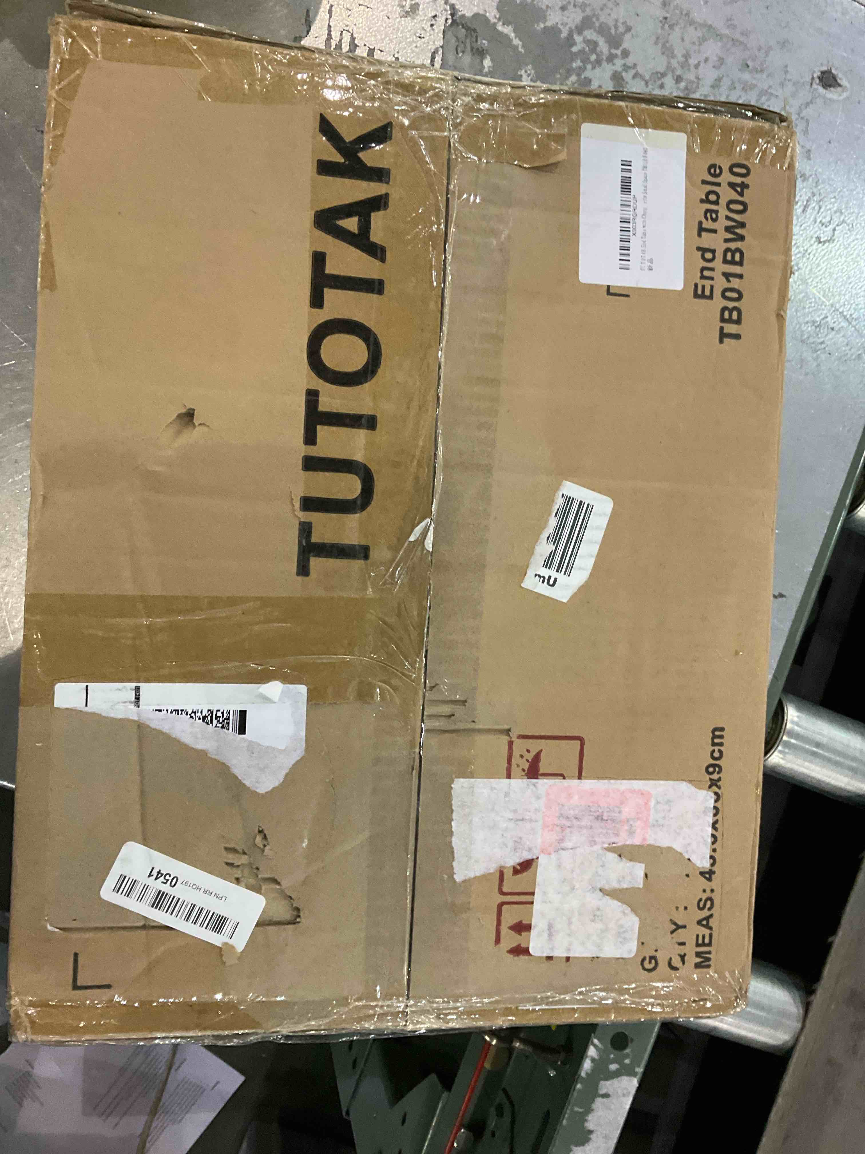 https://s3.amazonaws.com/lotting-images-prod/BargainHunt/EXS01066268_1707222198312.jpeg