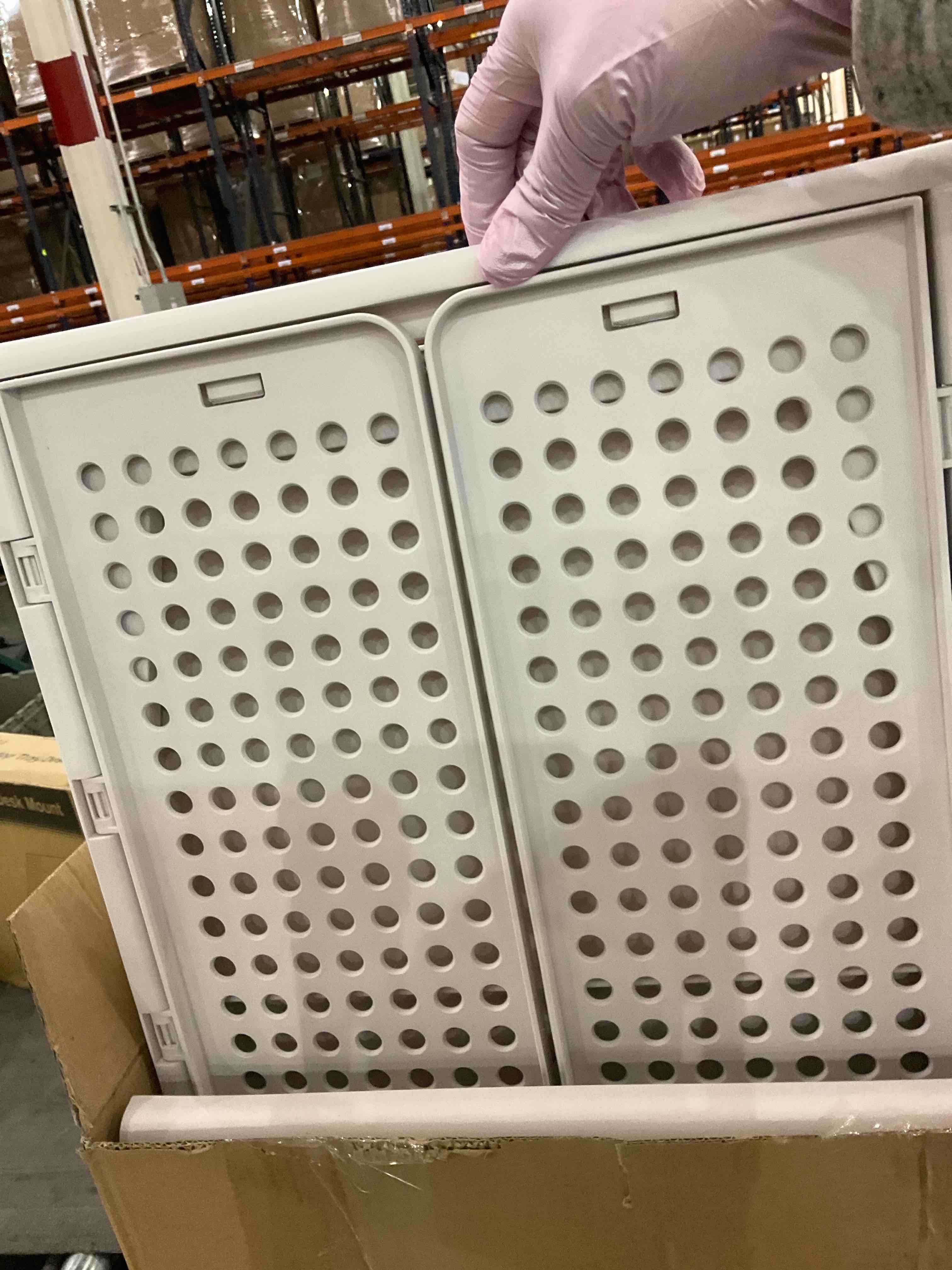 https://s3.amazonaws.com/lotting-images-prod/BargainHunt/EXS01066325_1707229660358.jpeg
