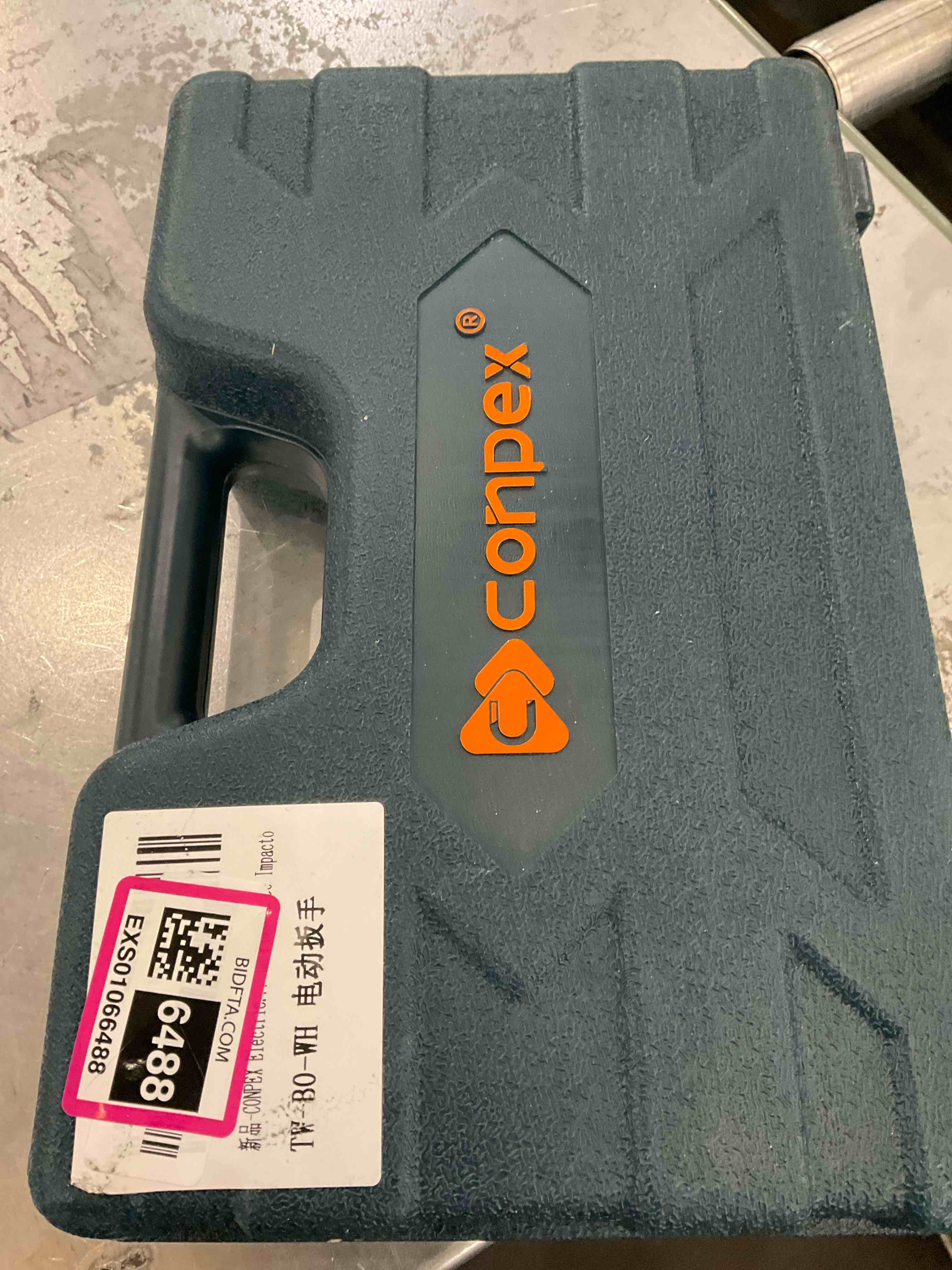 https://s3.amazonaws.com/lotting-images-prod/BargainHunt/EXS01066488_1707247451587.jpeg