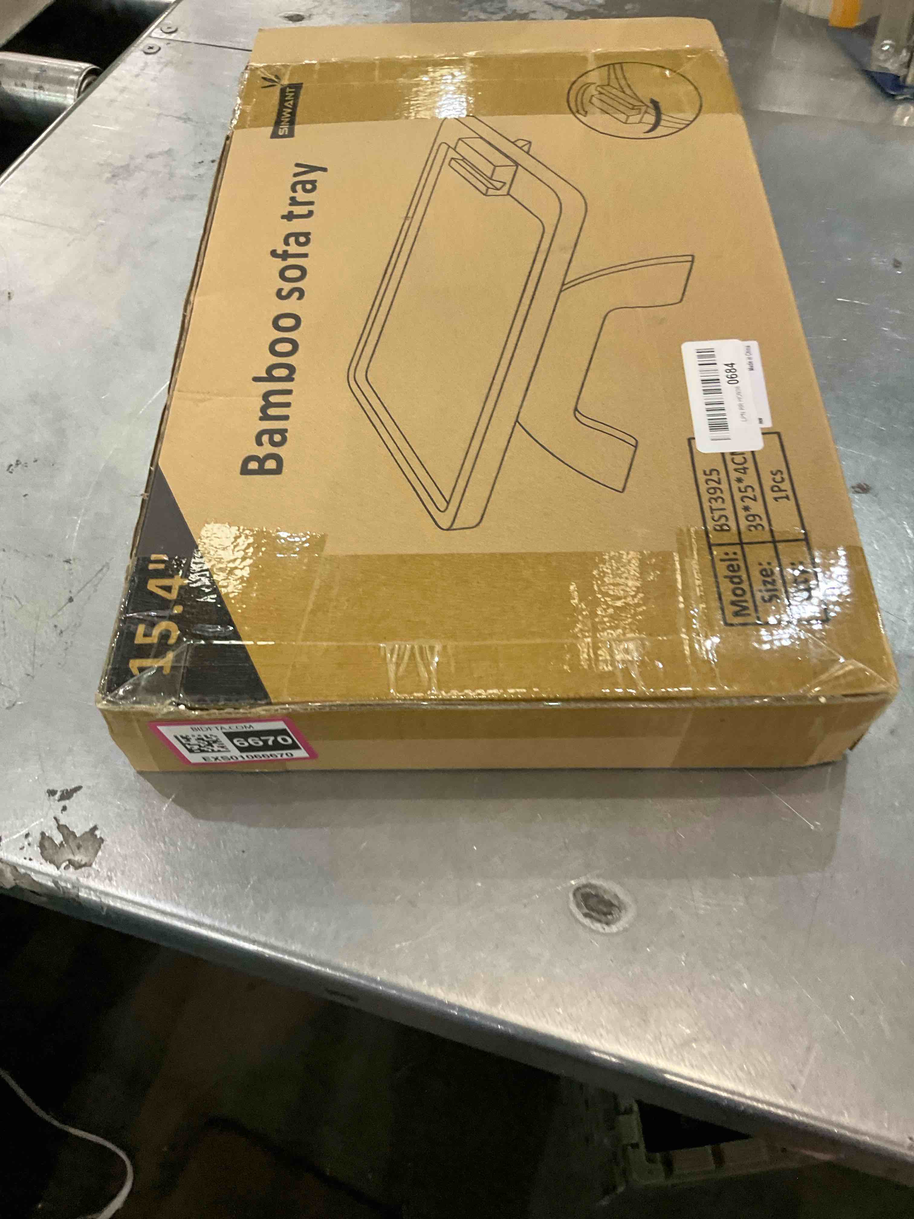 https://s3.amazonaws.com/lotting-images-prod/BargainHunt/EXS01066670_1706712818622.jpeg
