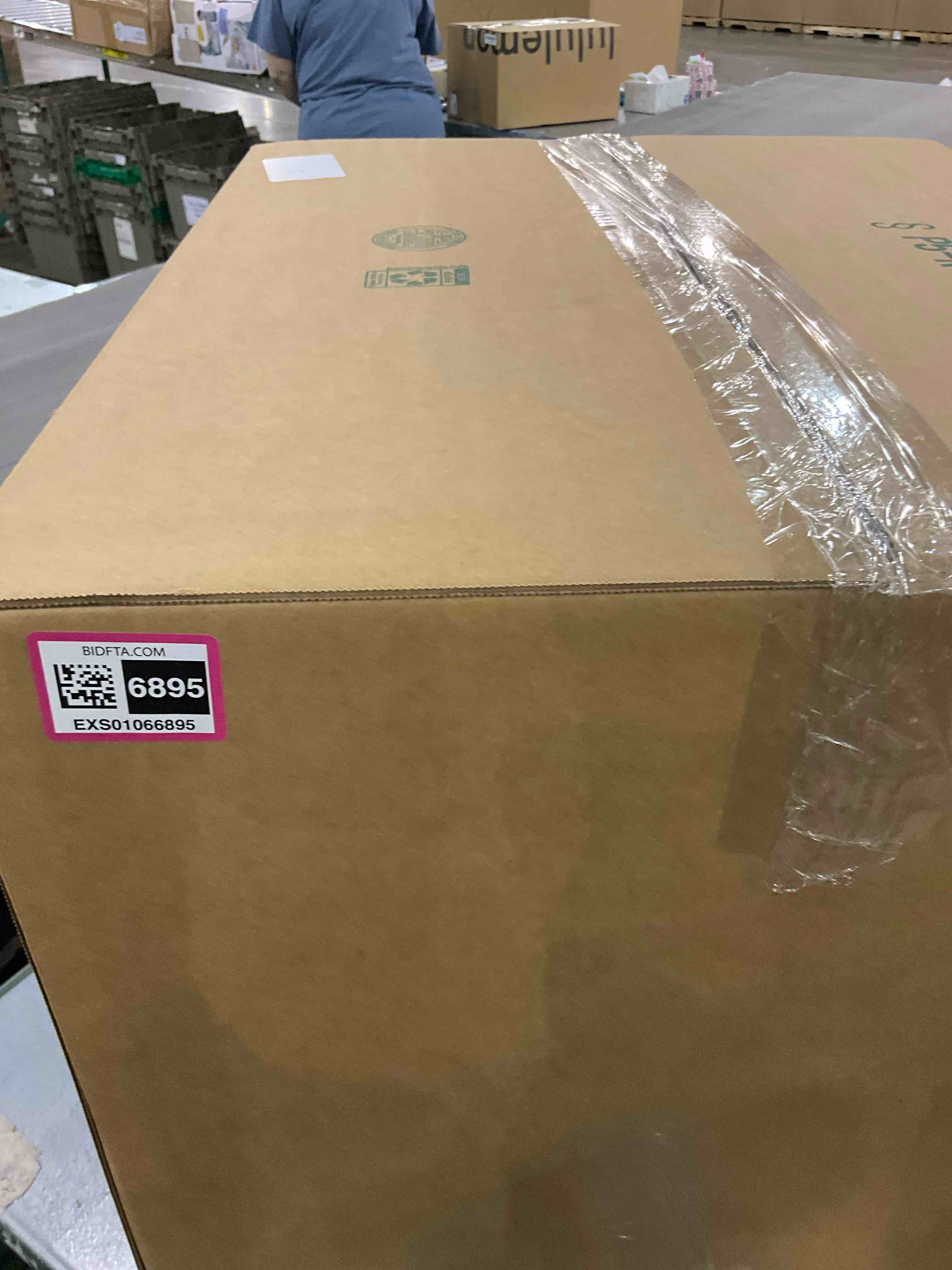 https://s3.amazonaws.com/lotting-images-prod/BargainHunt/EXS01066895_1707136427060.jpeg