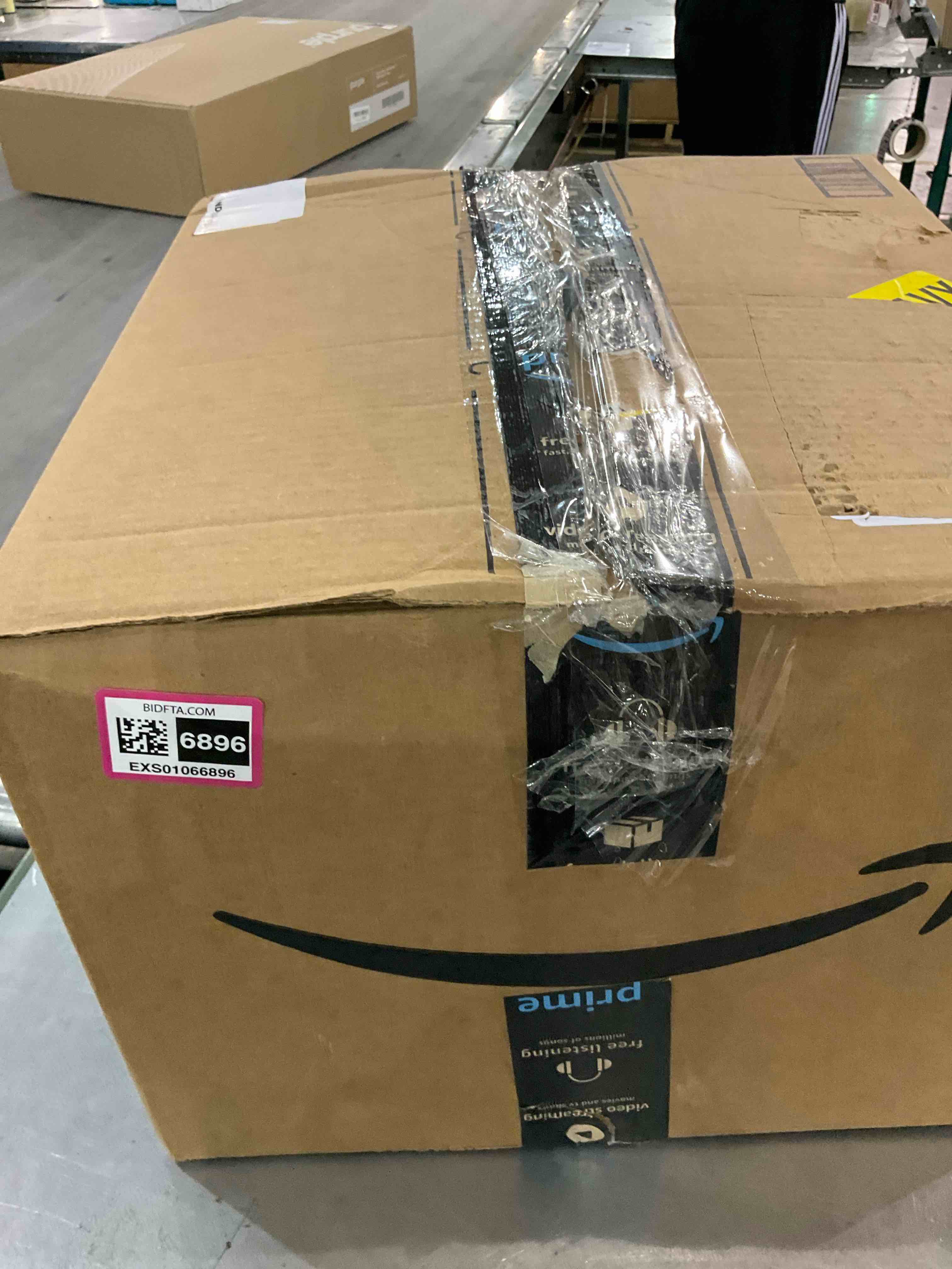 https://s3.amazonaws.com/lotting-images-prod/BargainHunt/EXS01066896_1707136559883.jpeg