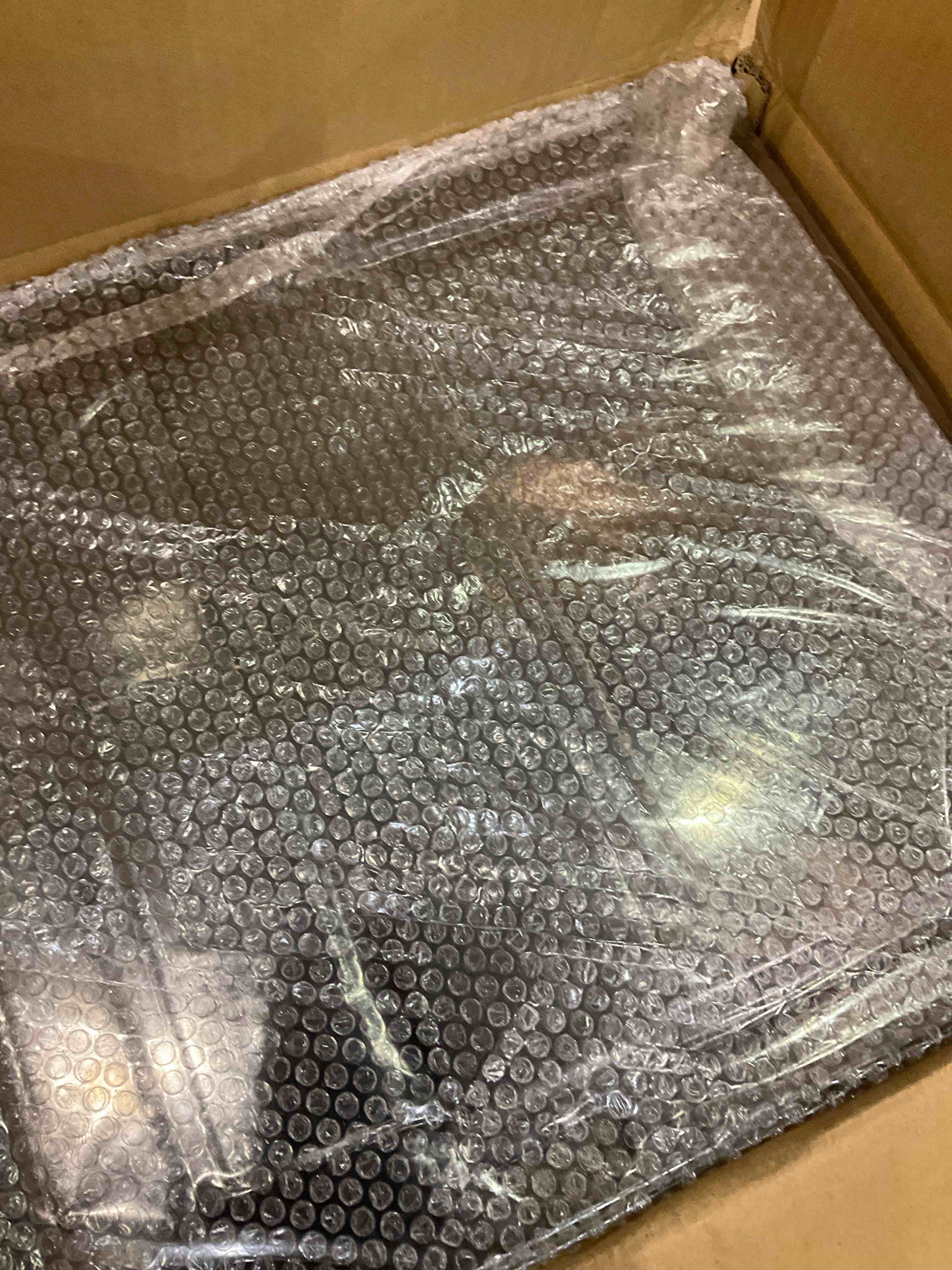 https://s3.amazonaws.com/lotting-images-prod/BargainHunt/EXS01067152_1713530059254.jpeg