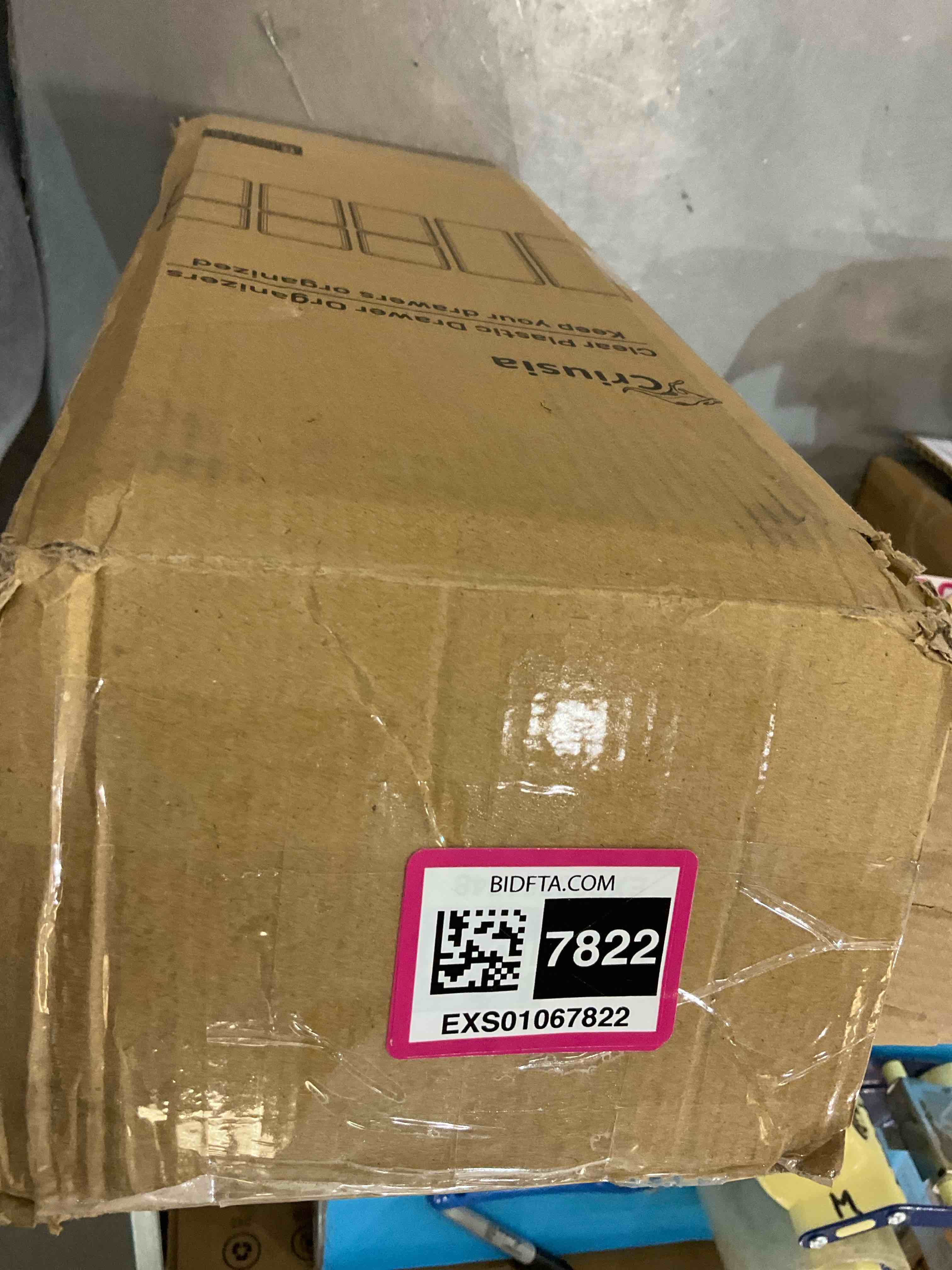 https://s3.amazonaws.com/lotting-images-prod/BargainHunt/EXS01067822_1707335915209.jpeg