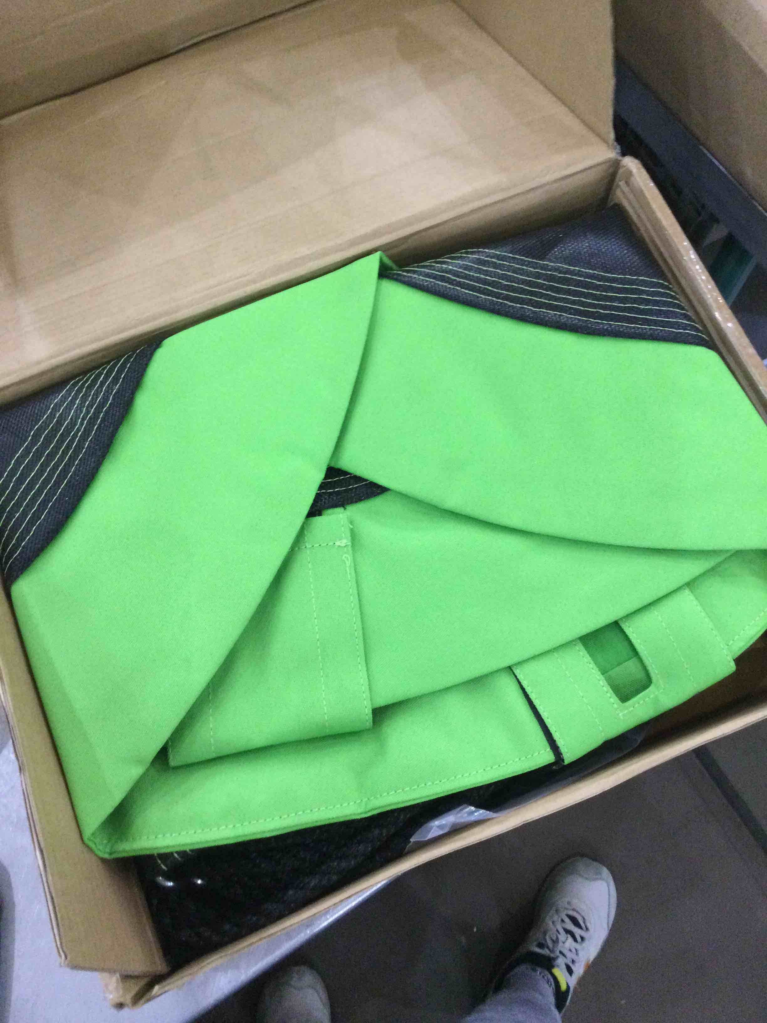 https://s3.amazonaws.com/lotting-images-prod/BargainHunt/EXS01068118_1707414864848.jpeg