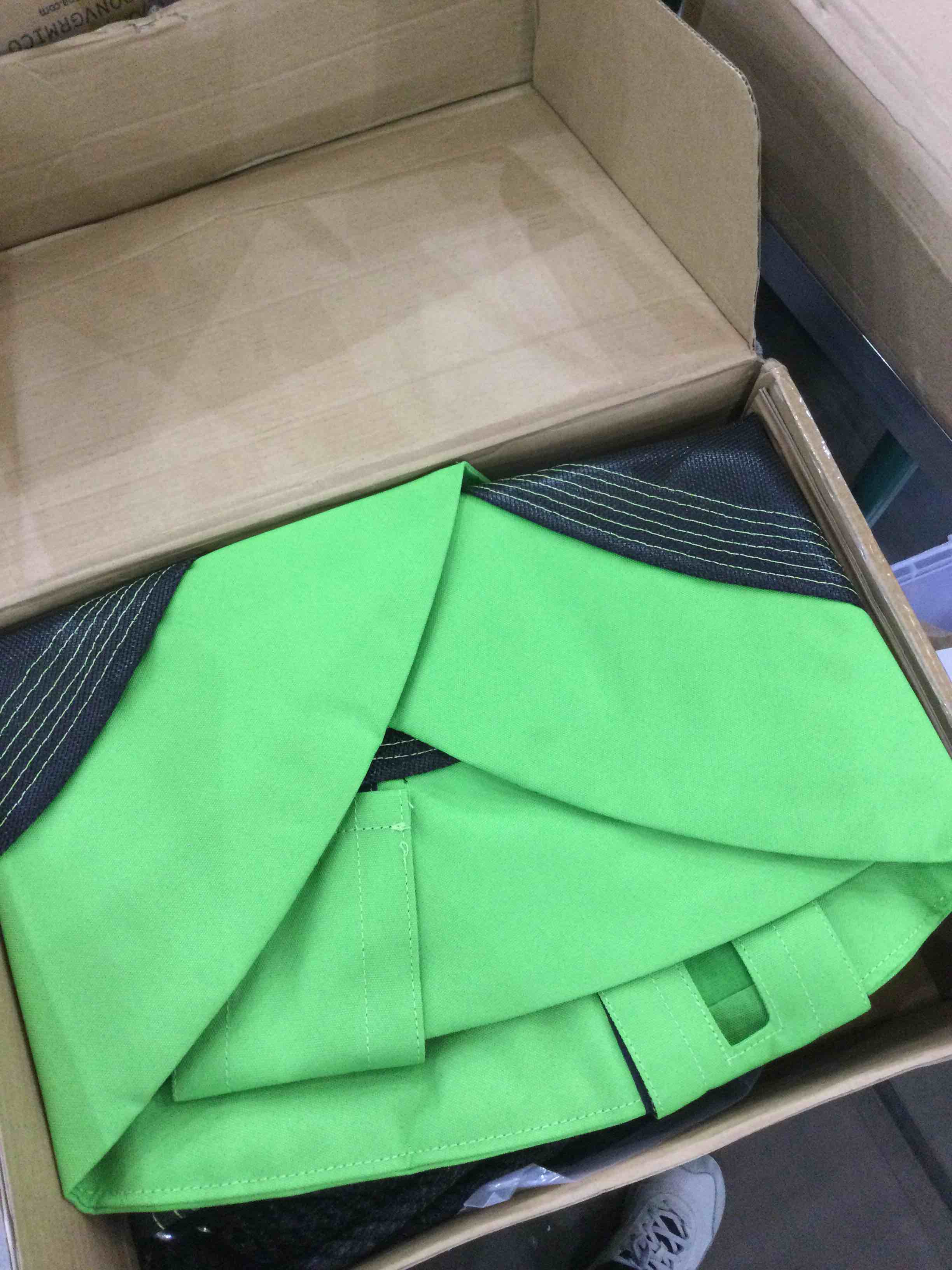 https://s3.amazonaws.com/lotting-images-prod/BargainHunt/EXS01068118_1707414866695.jpeg