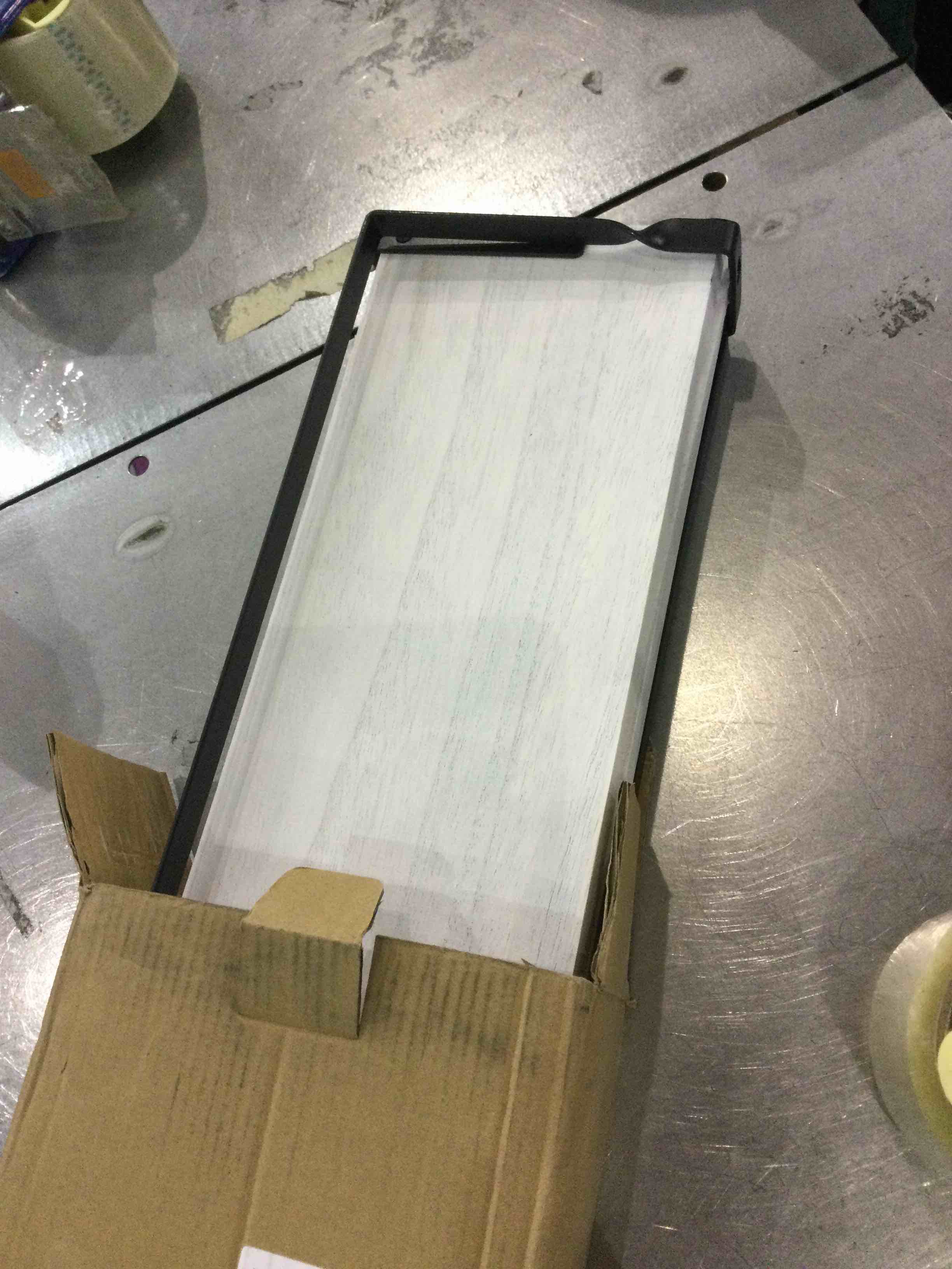 https://s3.amazonaws.com/lotting-images-prod/BargainHunt/EXS01068213_1707483060931.jpeg