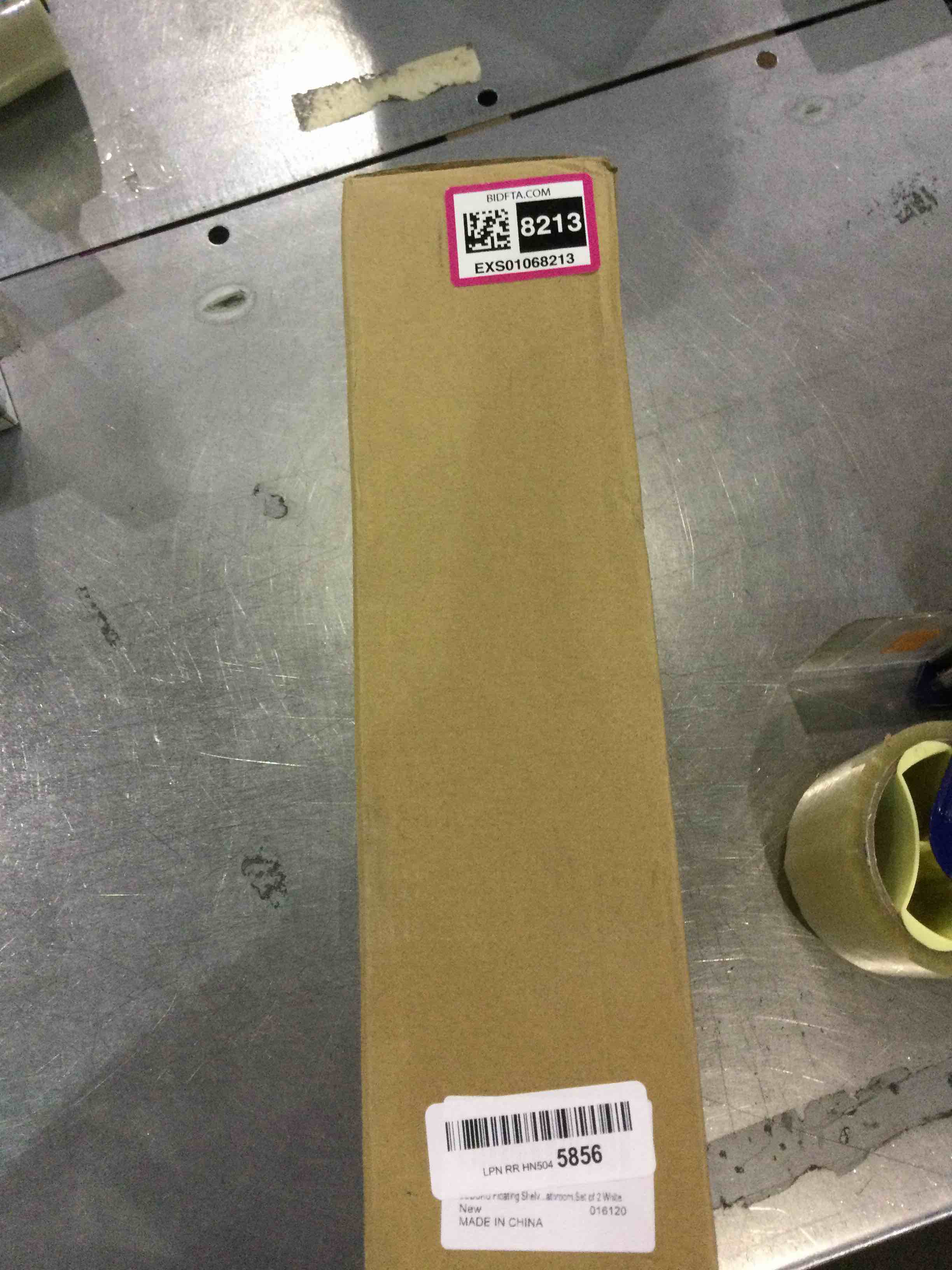 https://s3.amazonaws.com/lotting-images-prod/BargainHunt/EXS01068213_1707483082379.jpeg