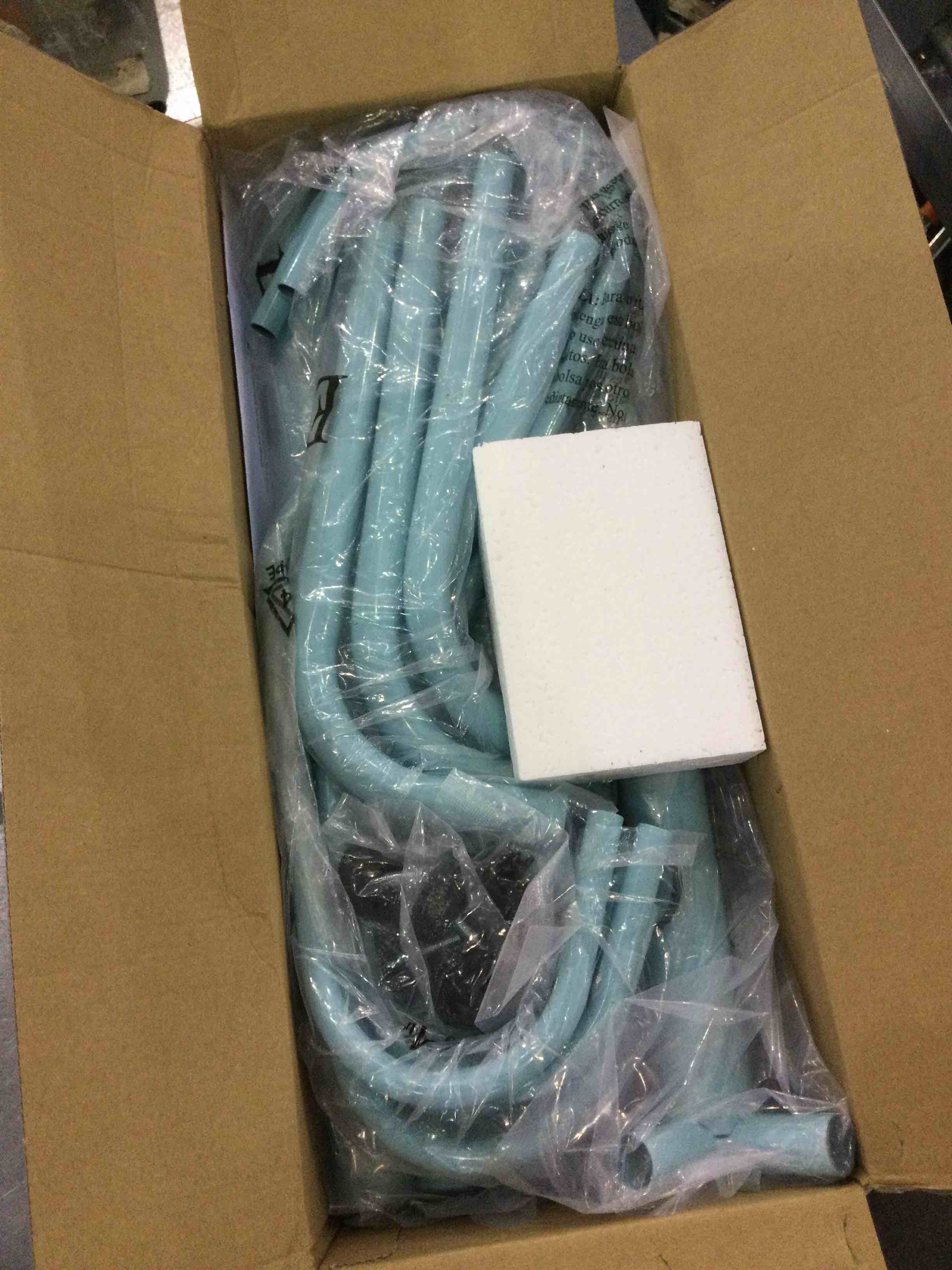 https://s3.amazonaws.com/lotting-images-prod/BargainHunt/EXS01068346_1707506728772.jpeg