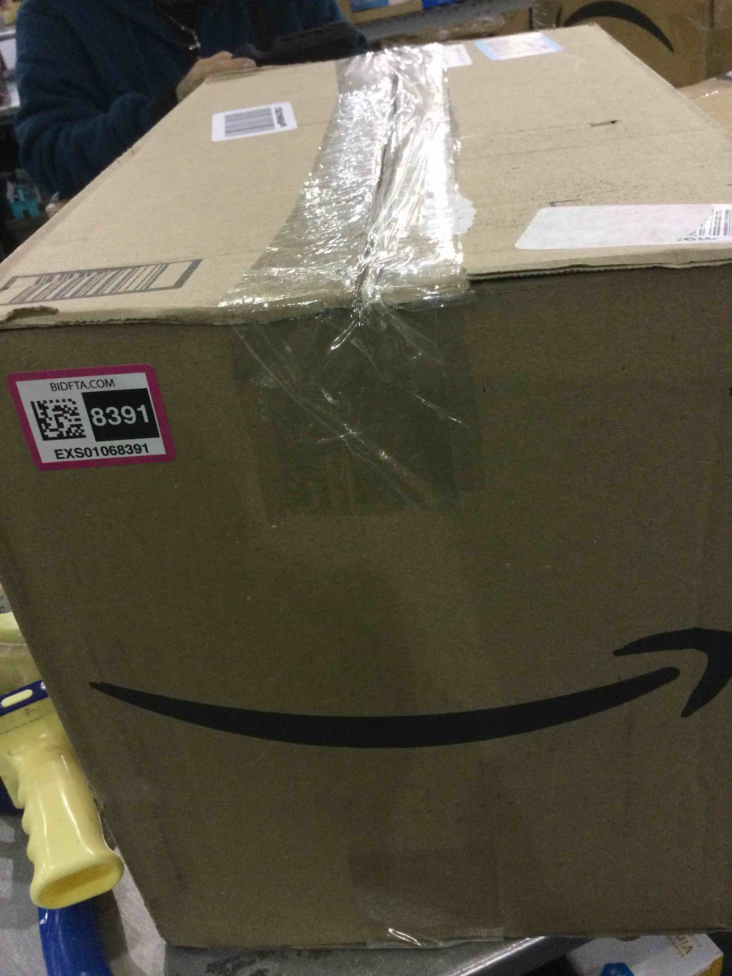 https://s3.amazonaws.com/lotting-images-prod/BargainHunt/EXS01068391_1707741490671.jpeg