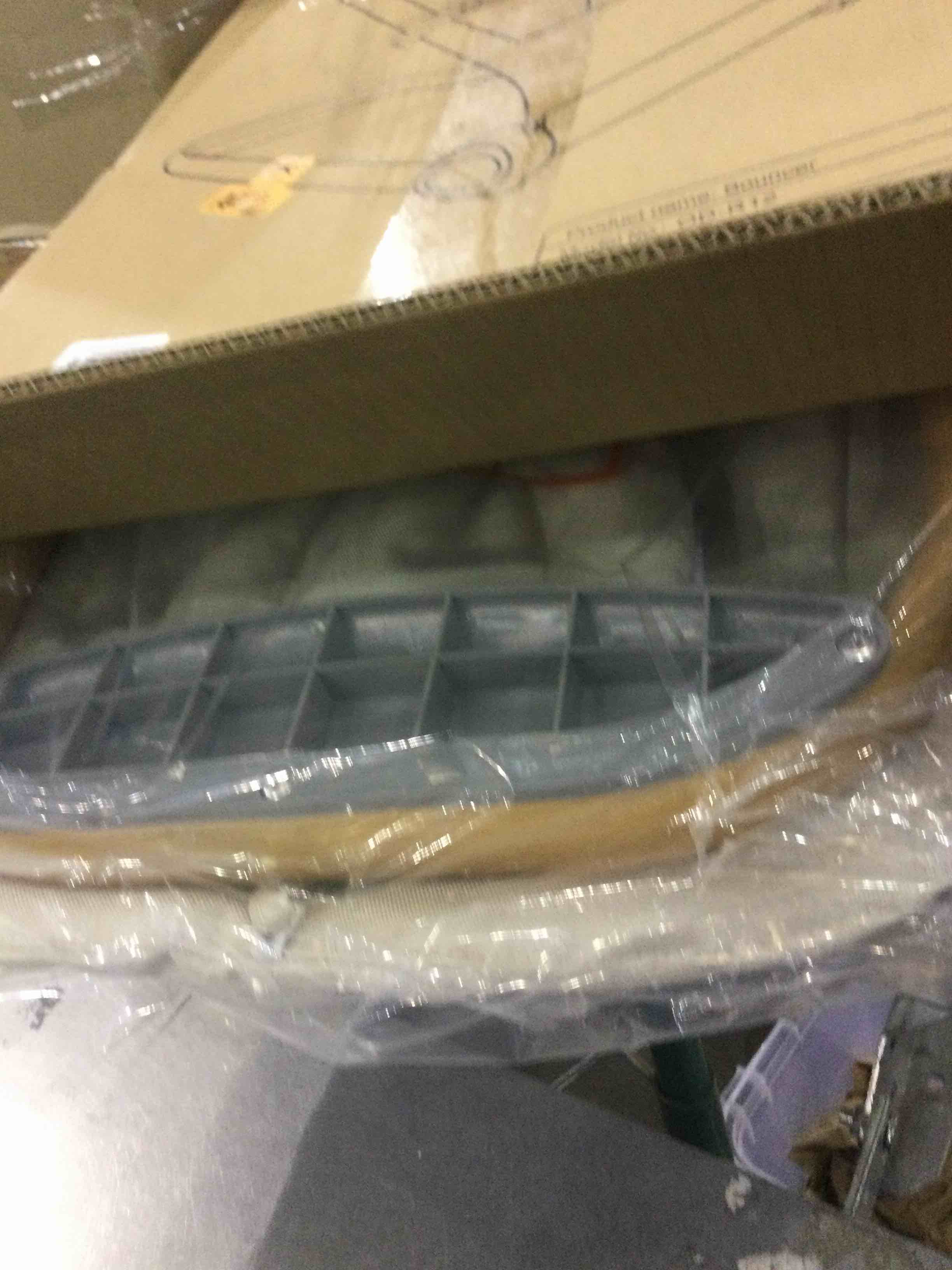 https://s3.amazonaws.com/lotting-images-prod/BargainHunt/EXS01068464_1707751438181.jpeg