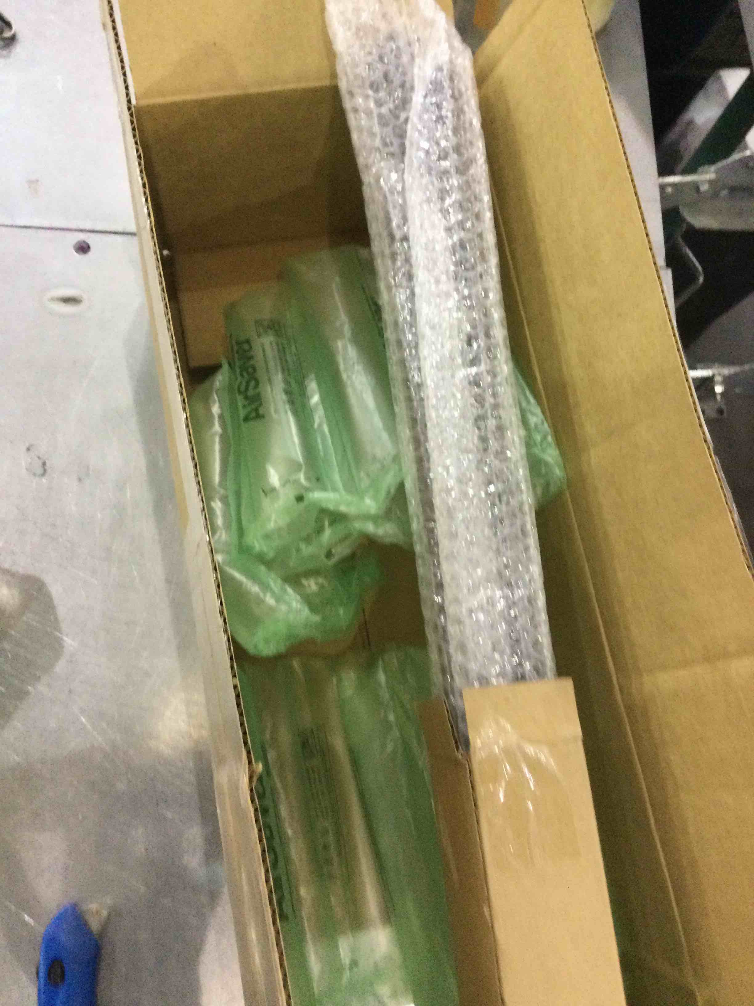 https://s3.amazonaws.com/lotting-images-prod/BargainHunt/EXS01068468_1707751988968.jpeg