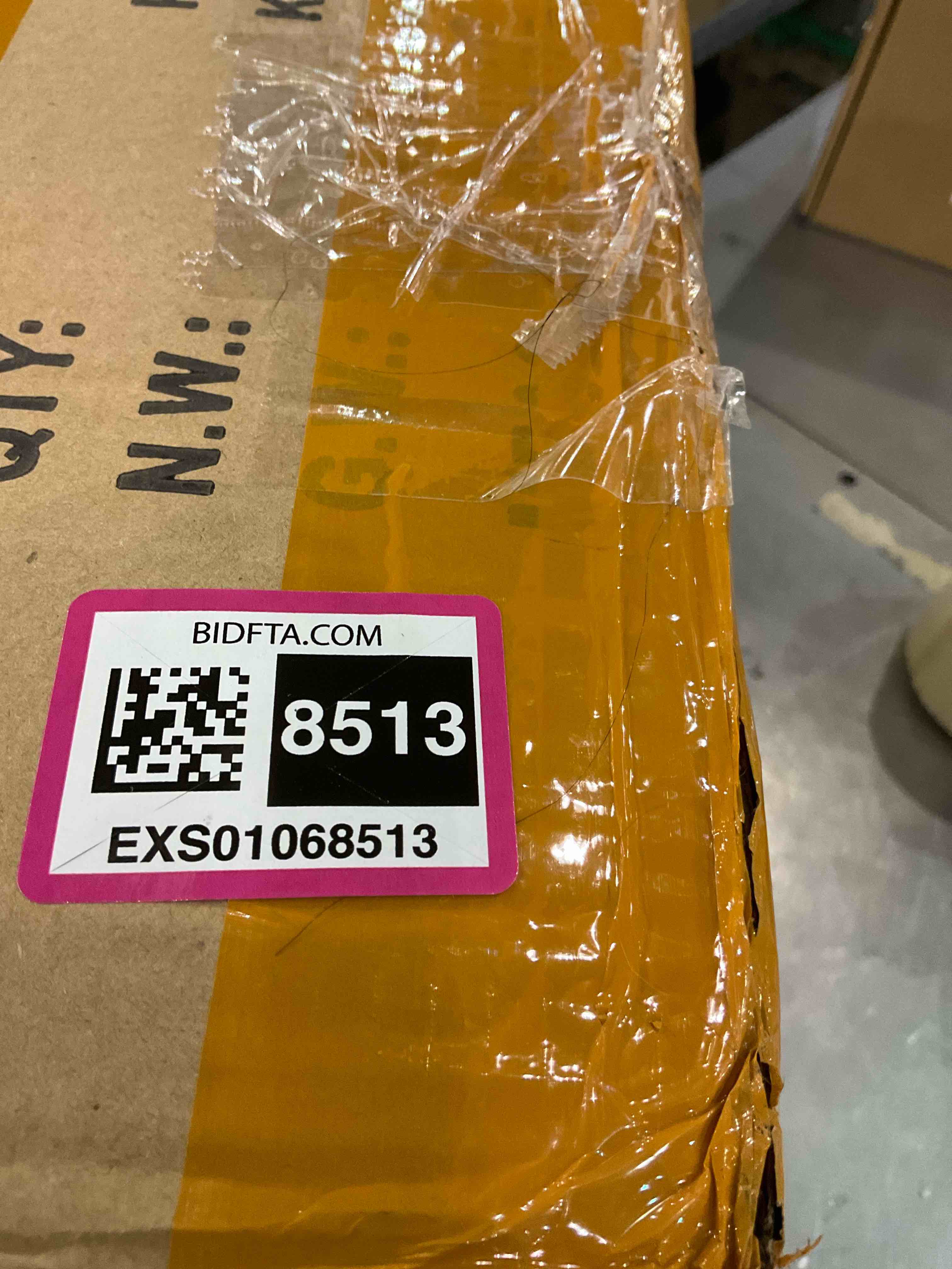 https://s3.amazonaws.com/lotting-images-prod/BargainHunt/EXS01068513_1709300471634.jpeg