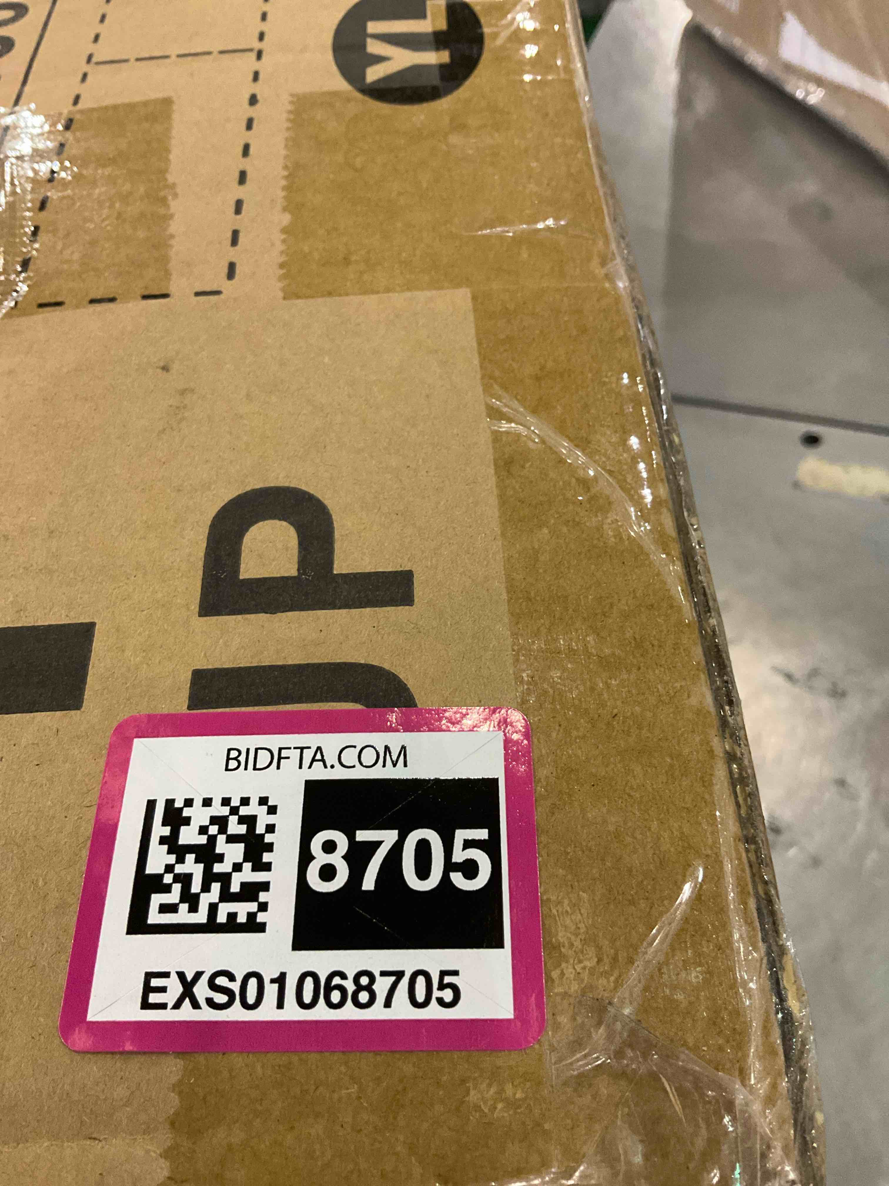 https://s3.amazonaws.com/lotting-images-prod/BargainHunt/EXS01068705_1709644609559.jpeg