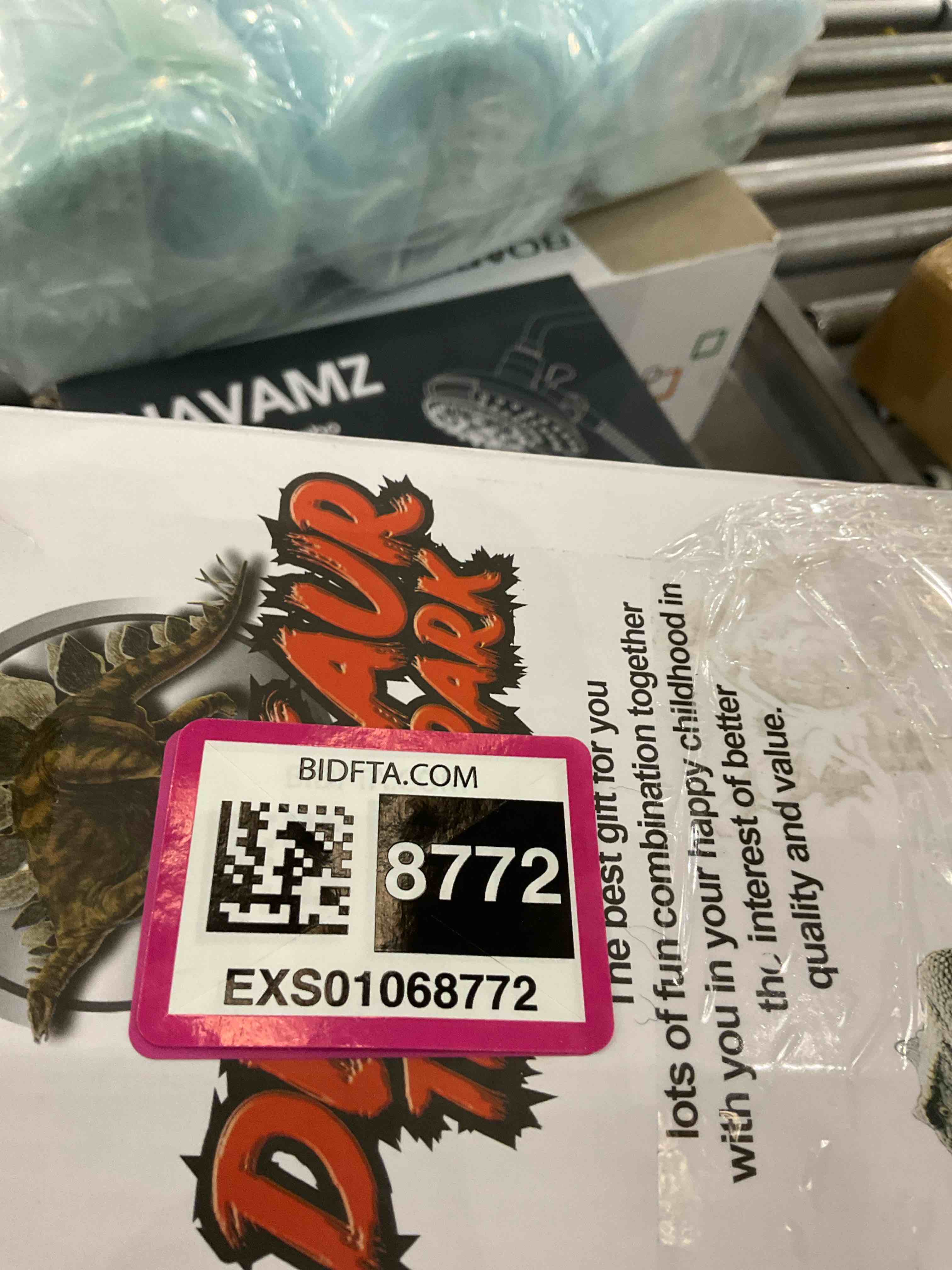 https://s3.amazonaws.com/lotting-images-prod/BargainHunt/EXS01068772_1709656109293.jpeg