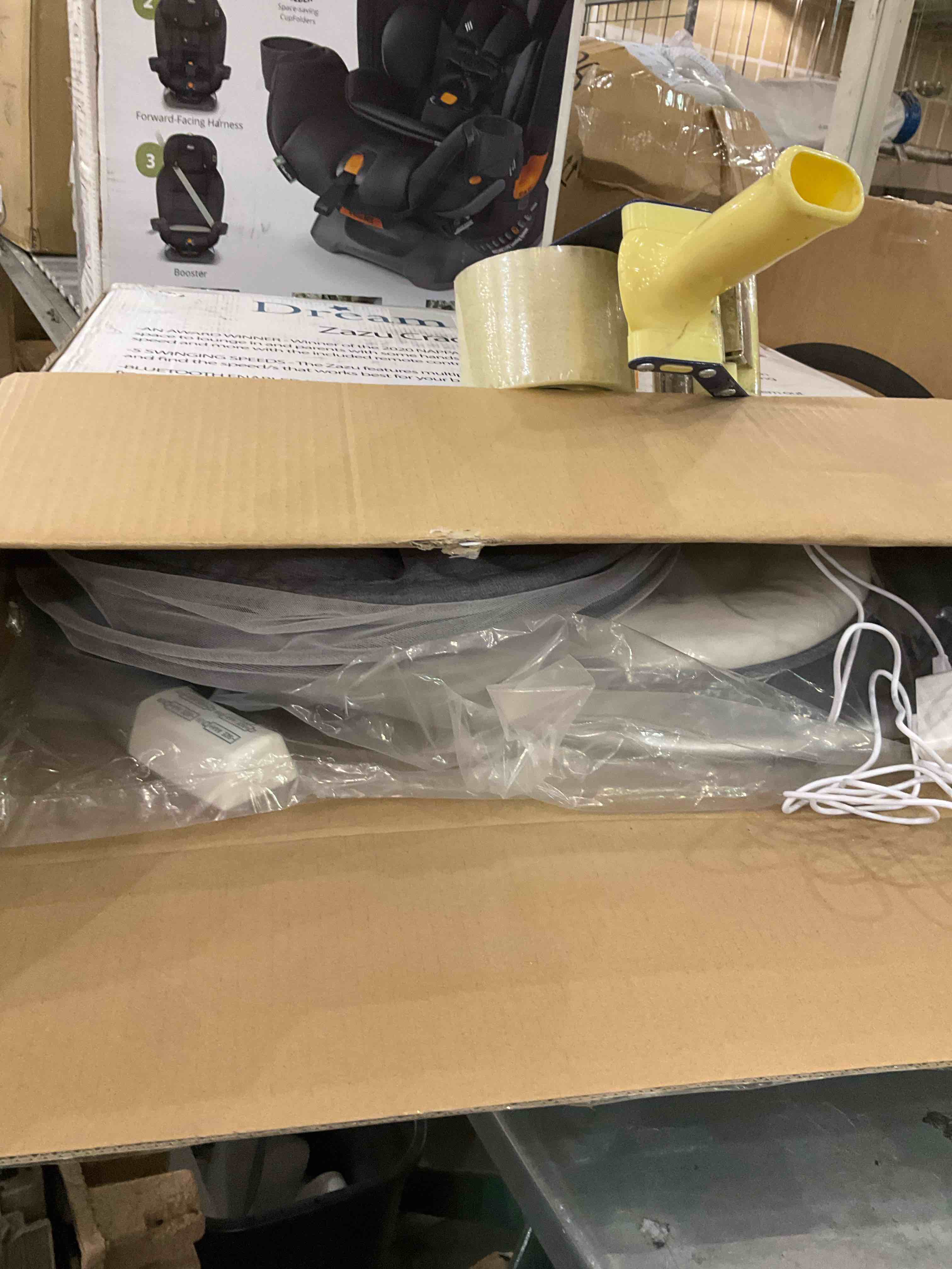 https://s3.amazonaws.com/lotting-images-prod/BargainHunt/EXS01068947_1709741868815.jpeg