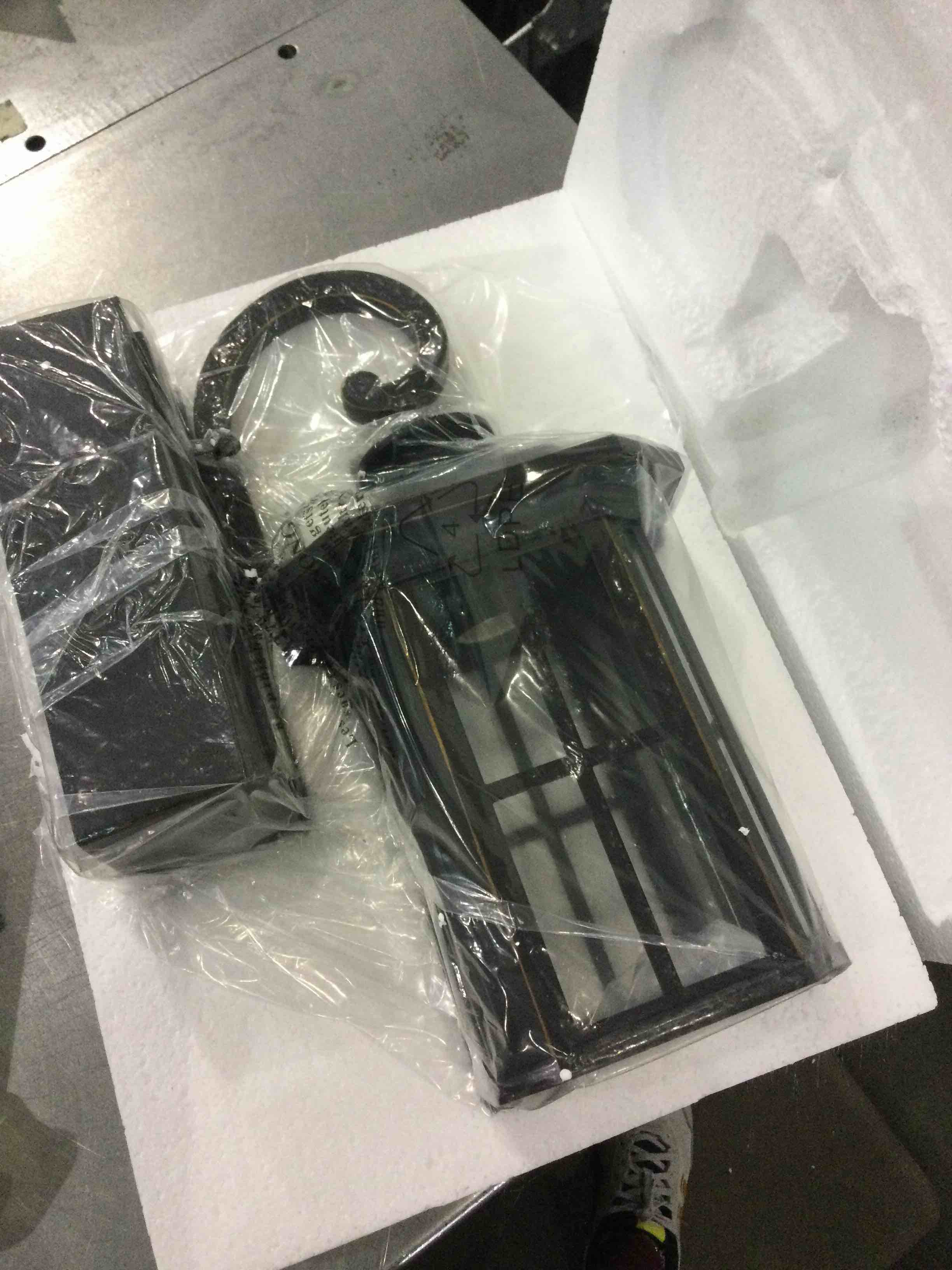 https://s3.amazonaws.com/lotting-images-prod/BargainHunt/EXS01069586_1707222364146.jpeg