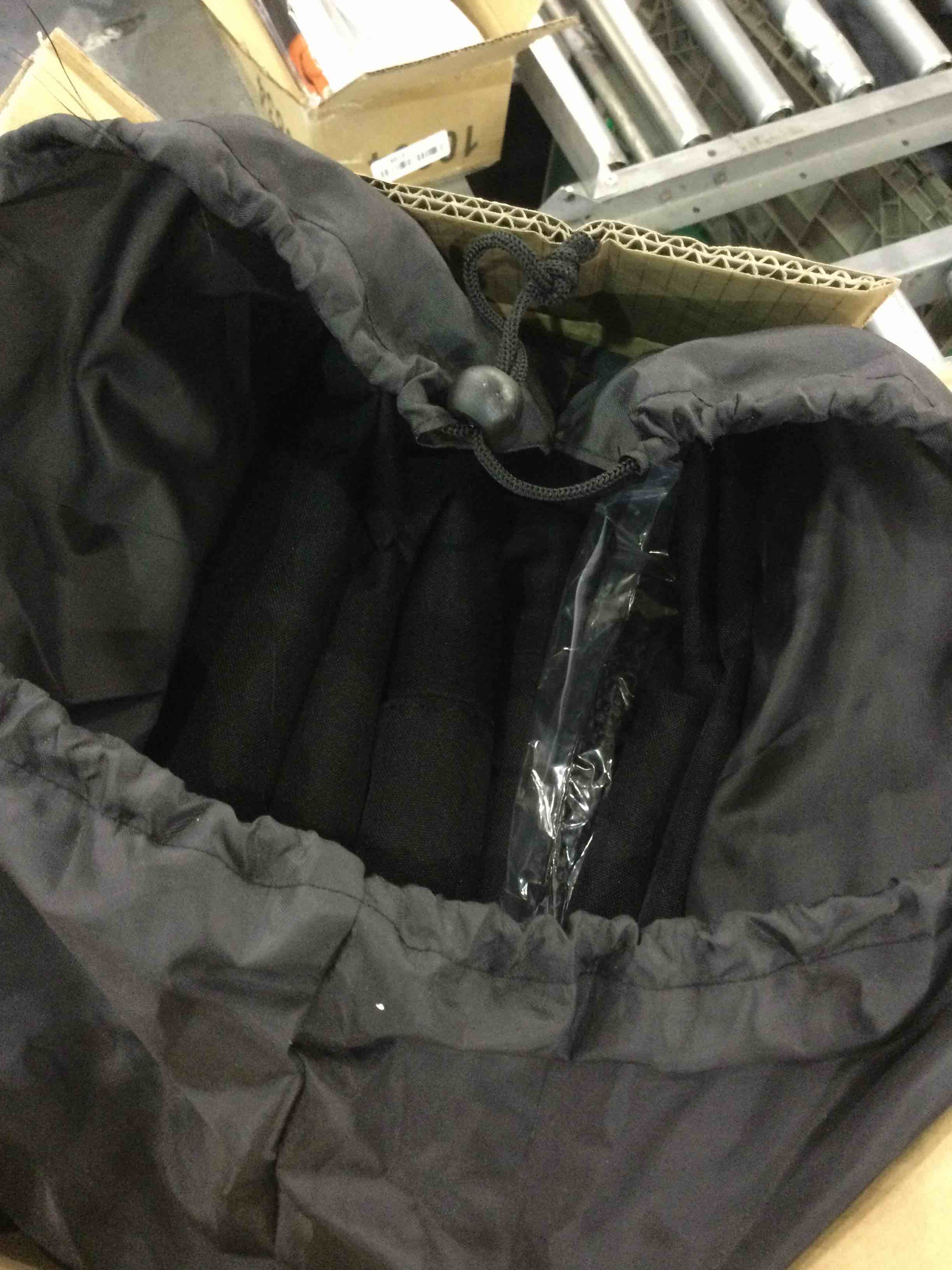 https://s3.amazonaws.com/lotting-images-prod/BargainHunt/EXS01069588_1707222559644.jpeg
